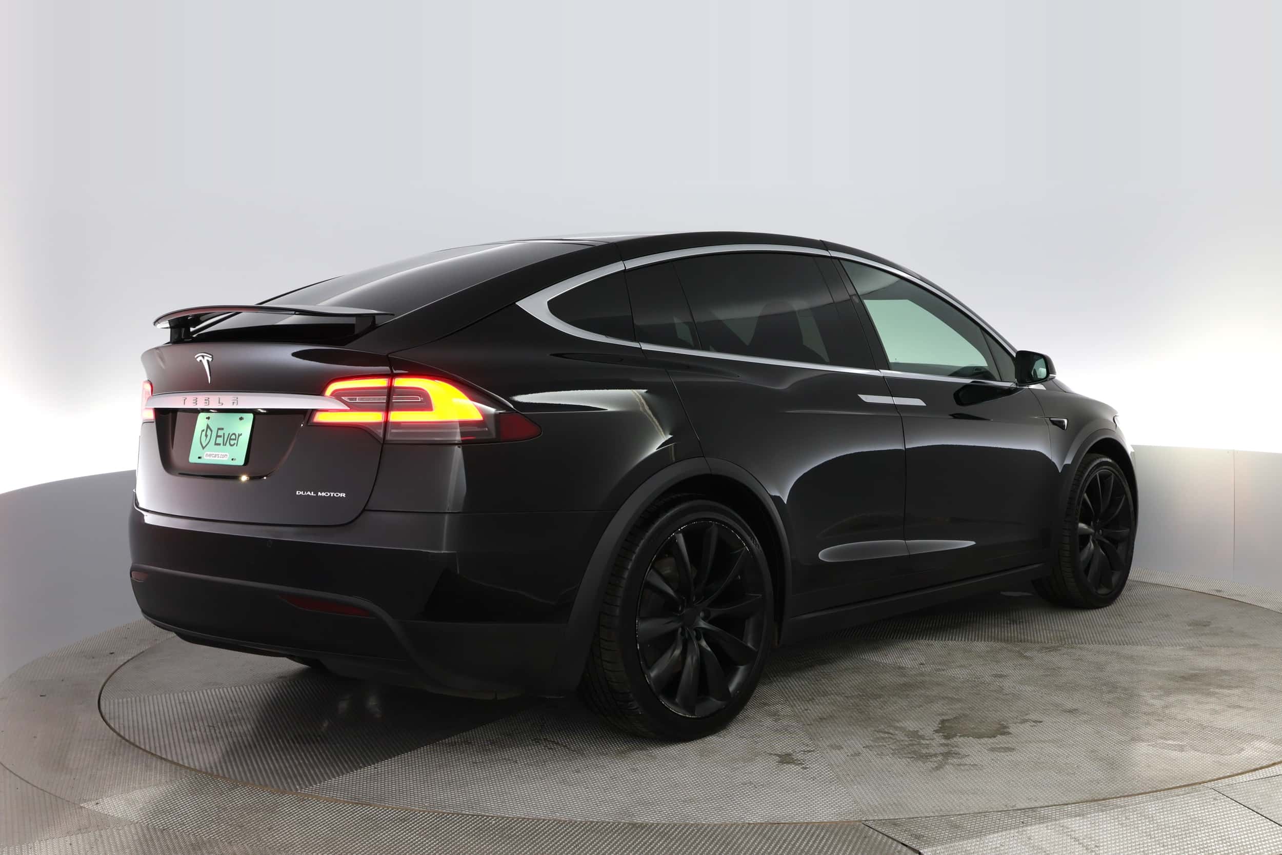 EverCar's Co. vehicle image for Tesla Model X -  Long Range on EverCars Co.