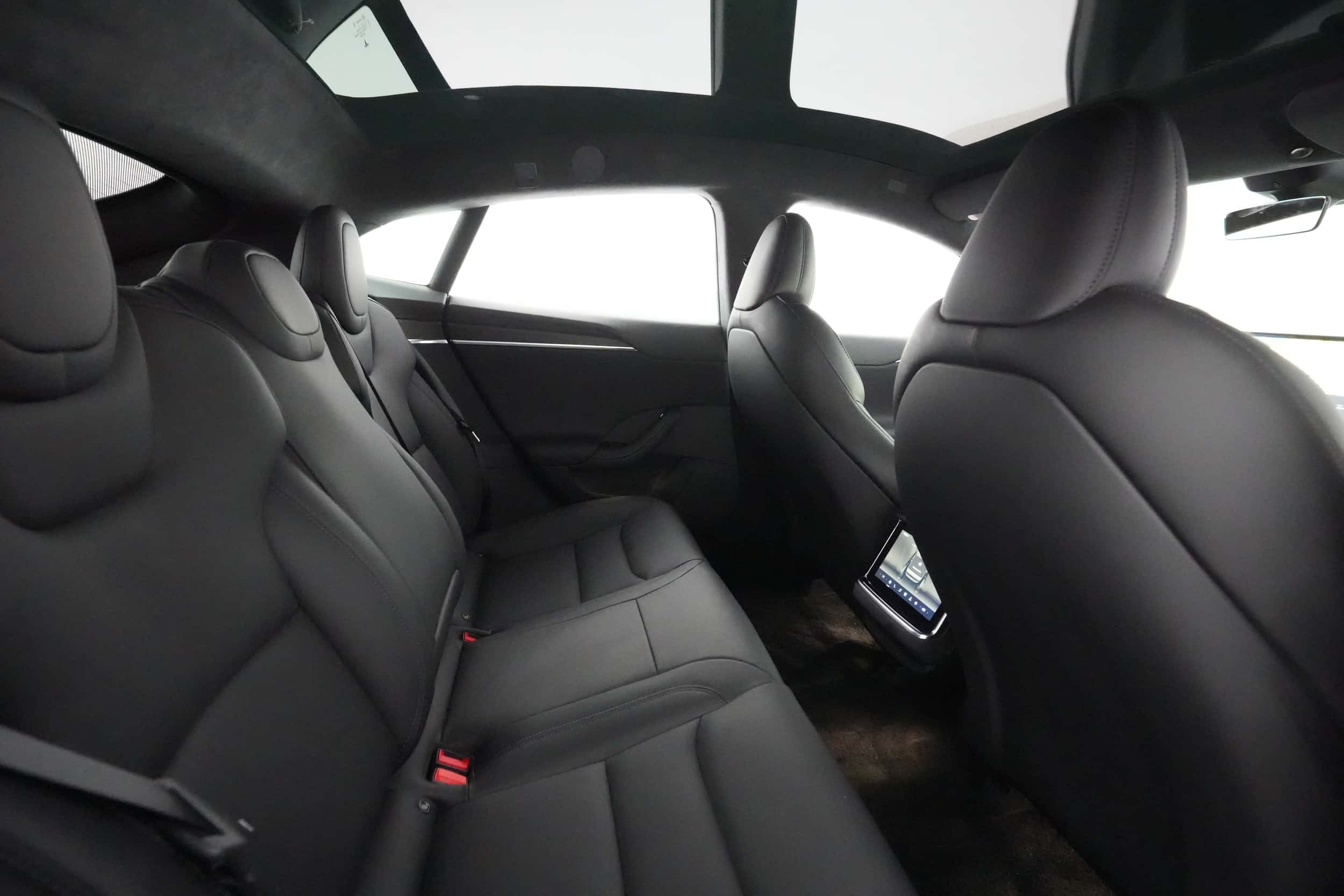 EverCar's Co. vehicle image for Tesla Model S -  Long Range on EverCars Co.