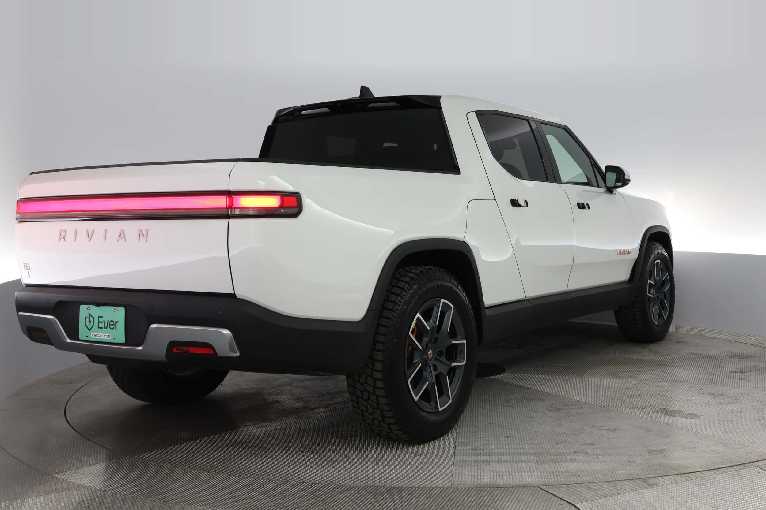 EverCar's Co. vehicle image for Rivian R1T -  Launch Edition on EverCars Co.