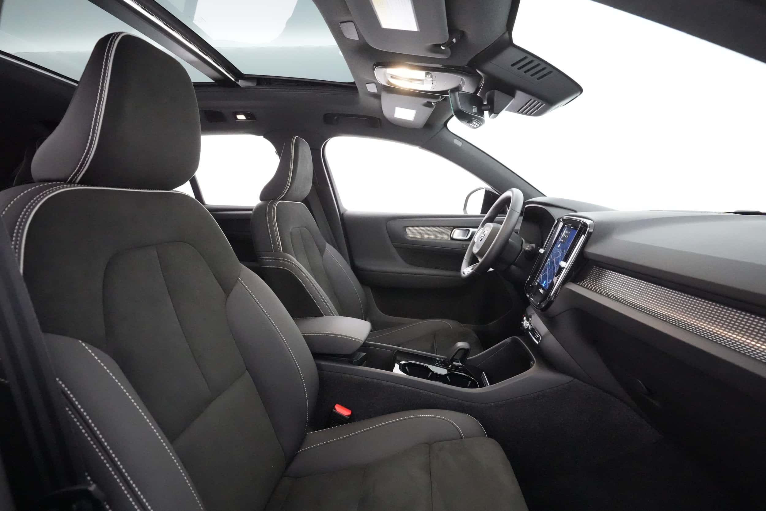 EverCar's Co. vehicle image for Volvo XC40 Recharge -  Pure Electric P8 Ultimate on EverCars Co.