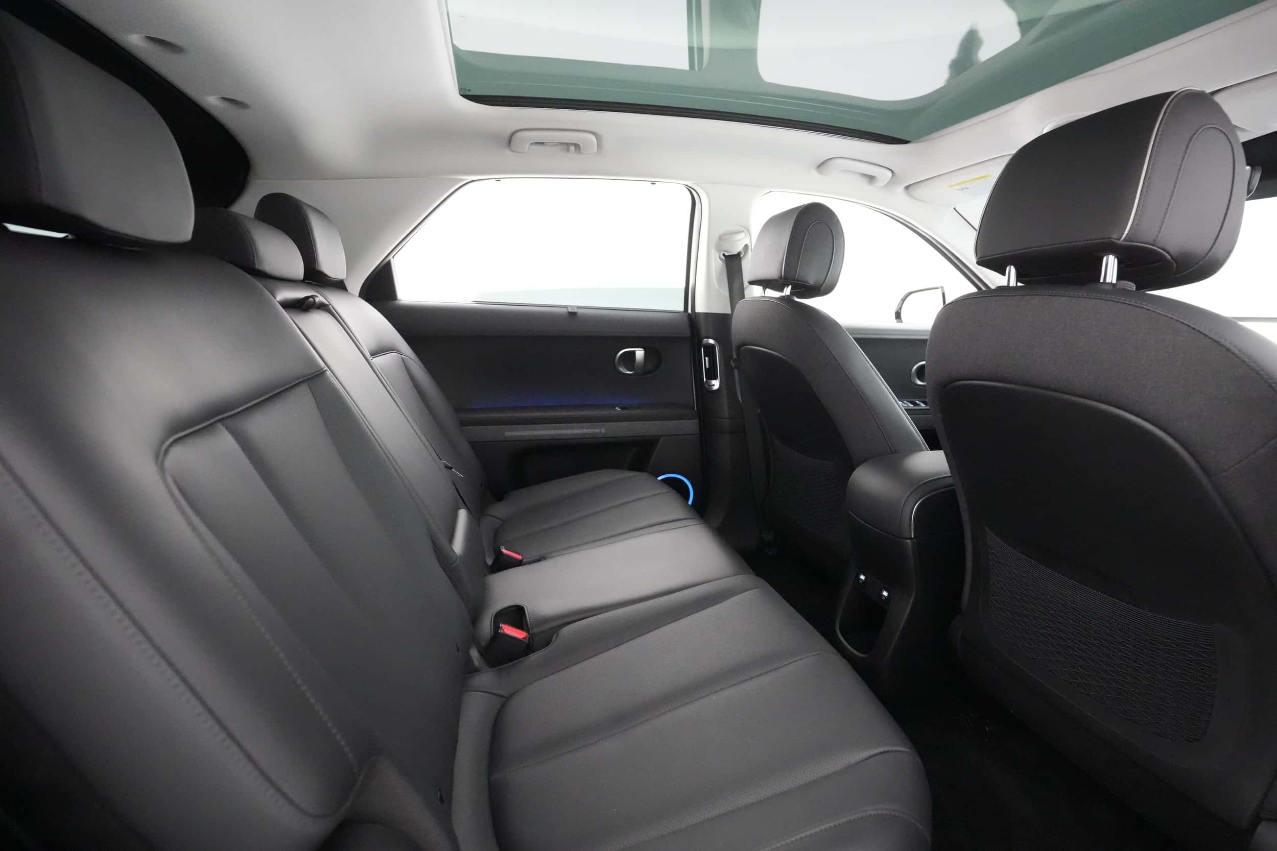 EverCar's Co. vehicle image for Hyundai IONIQ 5 - 2022 Limited on EverCars Co.