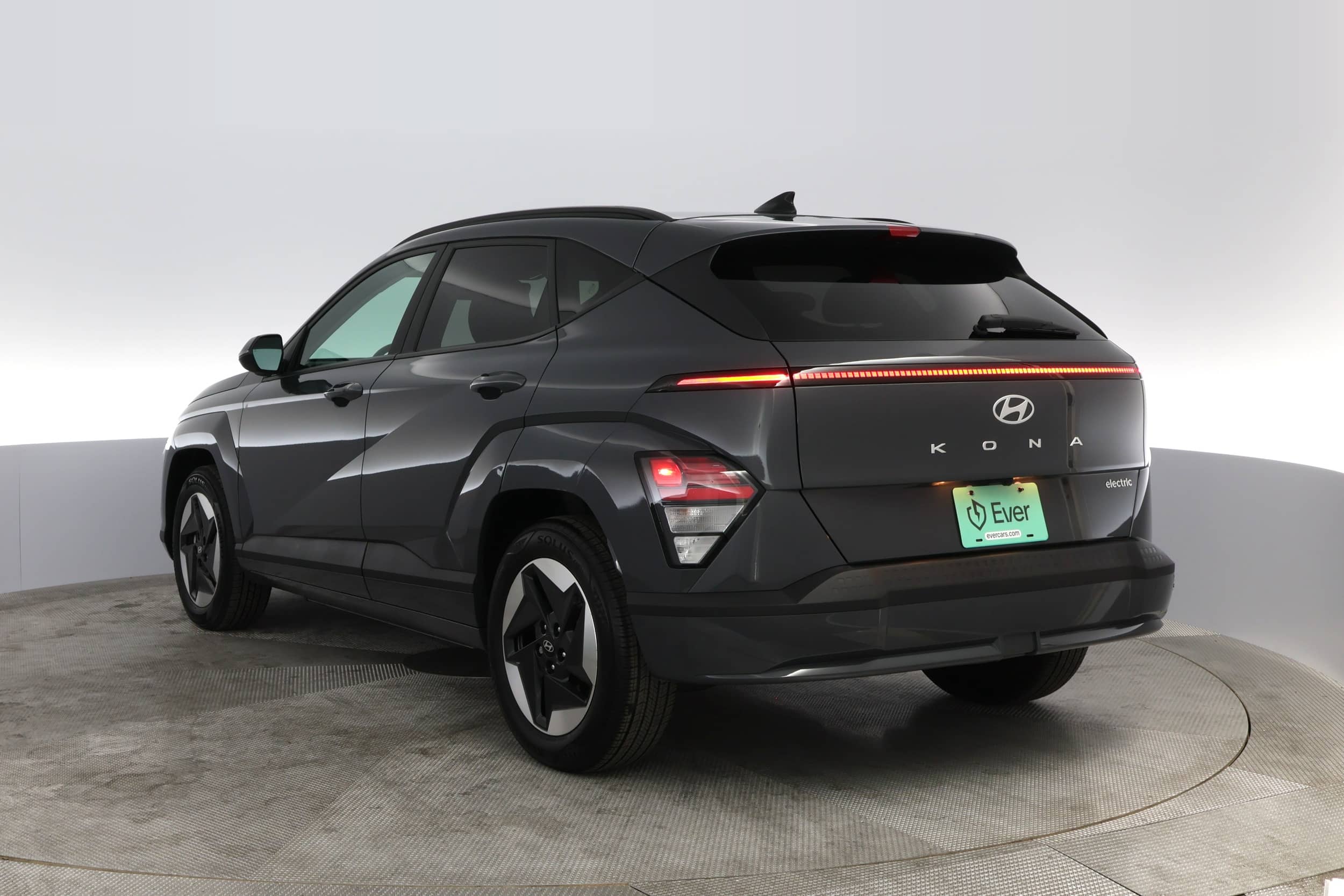 EverCars Co. vehicle image 9 for Hyundai Kona -  SEL on EverCars Co.