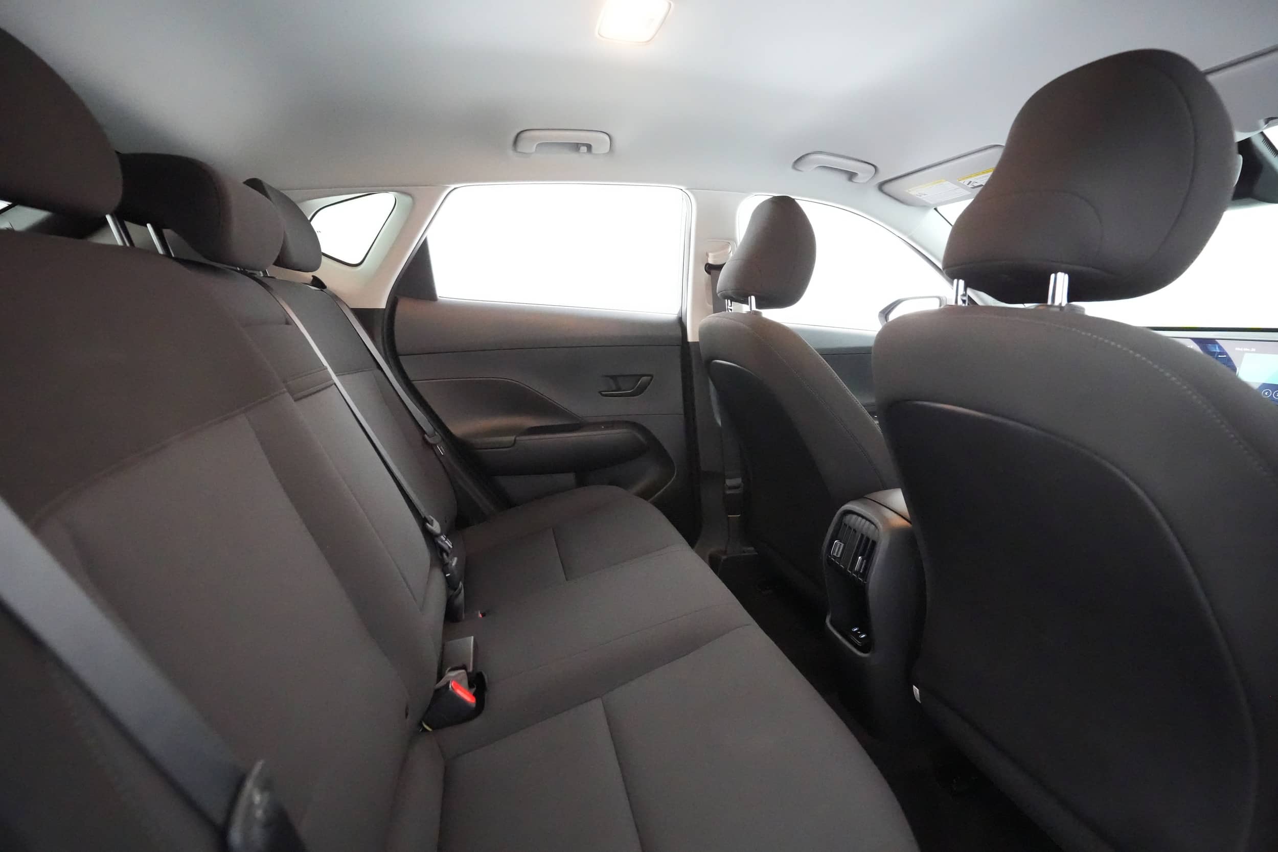 EverCars Co. vehicle image 4 for Hyundai Kona -  SEL on EverCars Co.