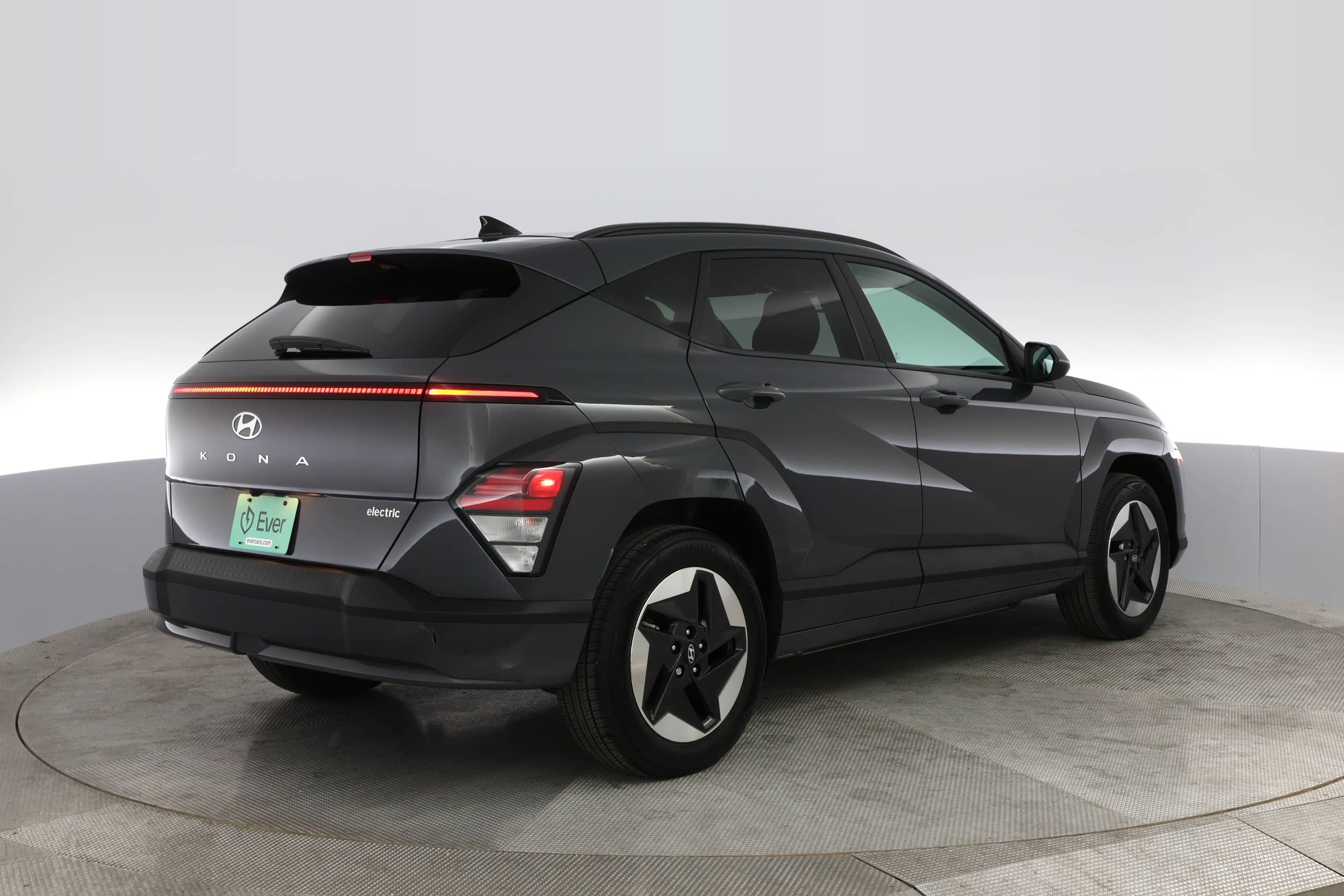 EverCars Co. vehicle image 3 for Hyundai Kona -  SEL on EverCars Co.