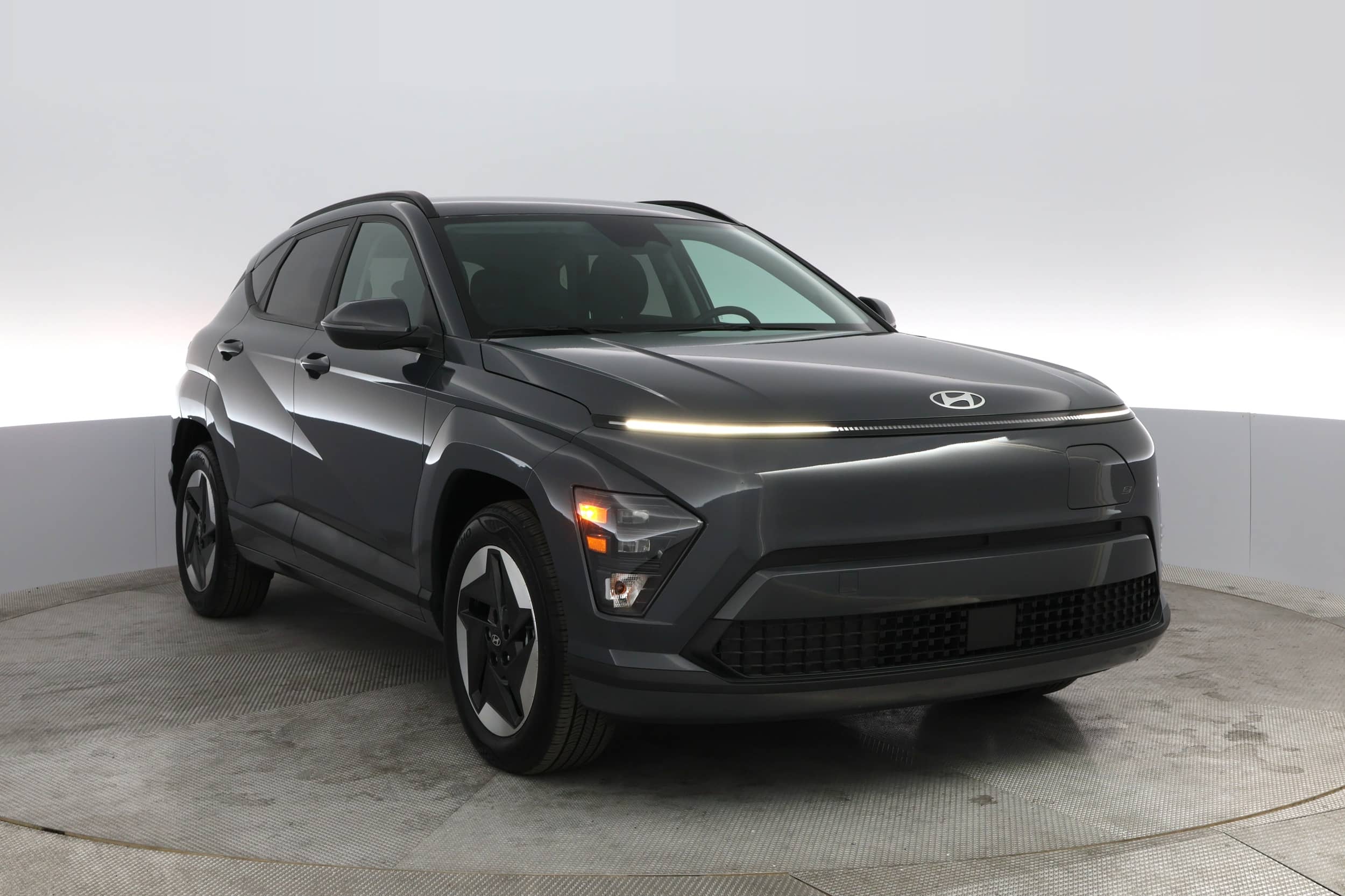 EverCars Co. vehicle image 12 for Hyundai Kona -  SEL on EverCars Co.
