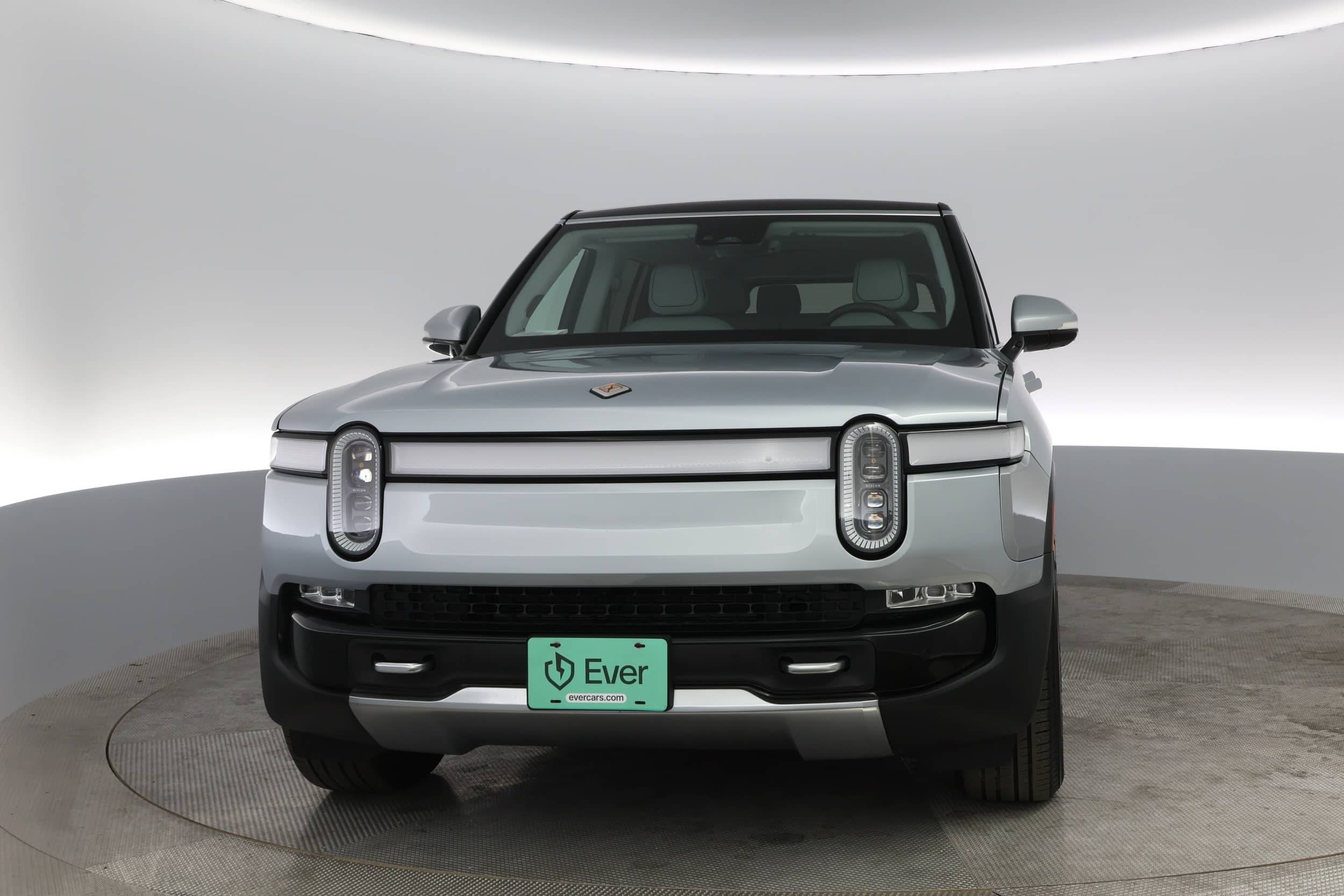 EverCars Co. vehicle image 8 for Rivian R1S -  Adventure on EverCars Co.