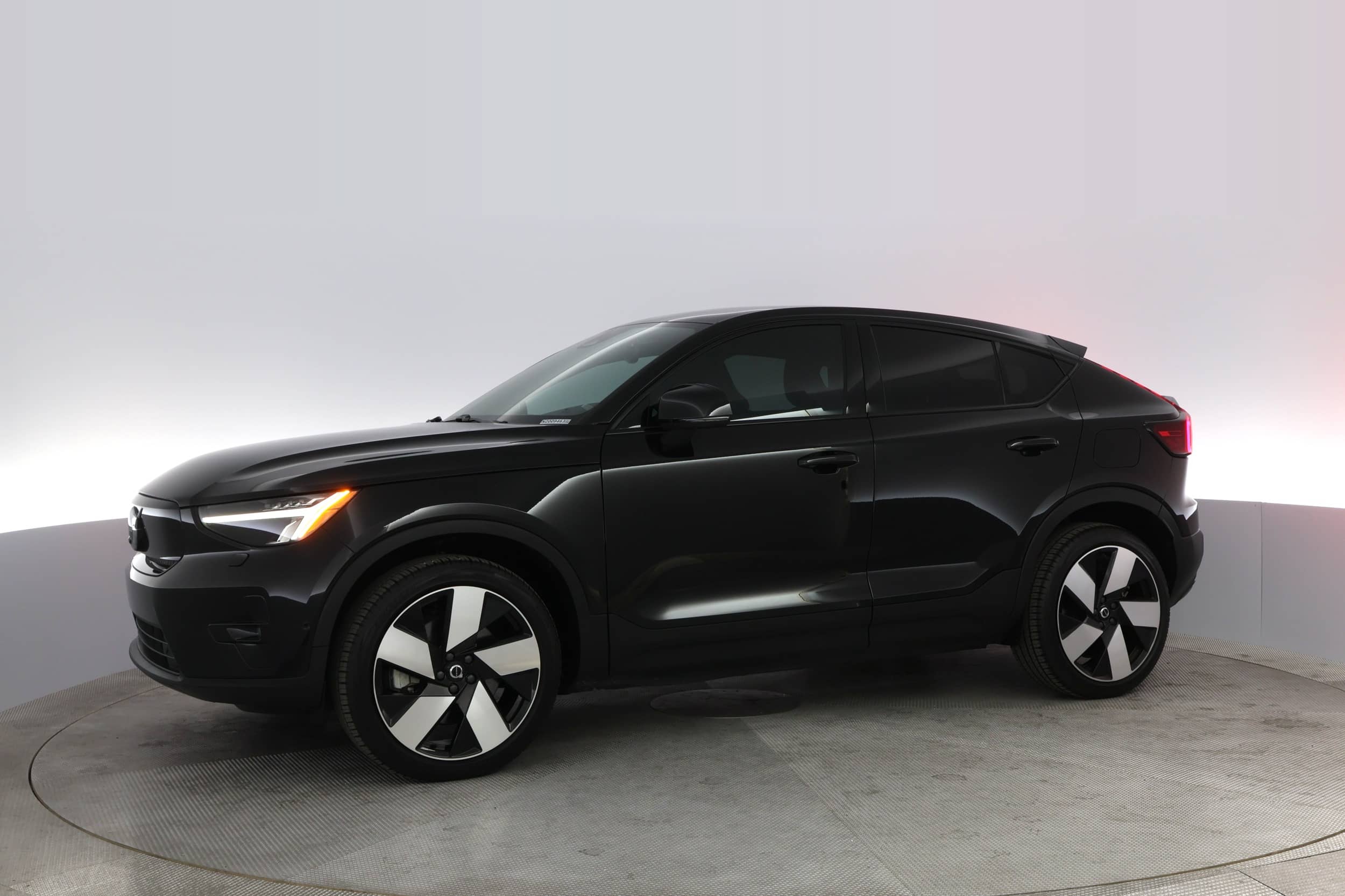 EverCars Co. vehicle image 11 for Volvo C40 Recharge -  Pure Electric P8 Ultimate on EverCars Co.