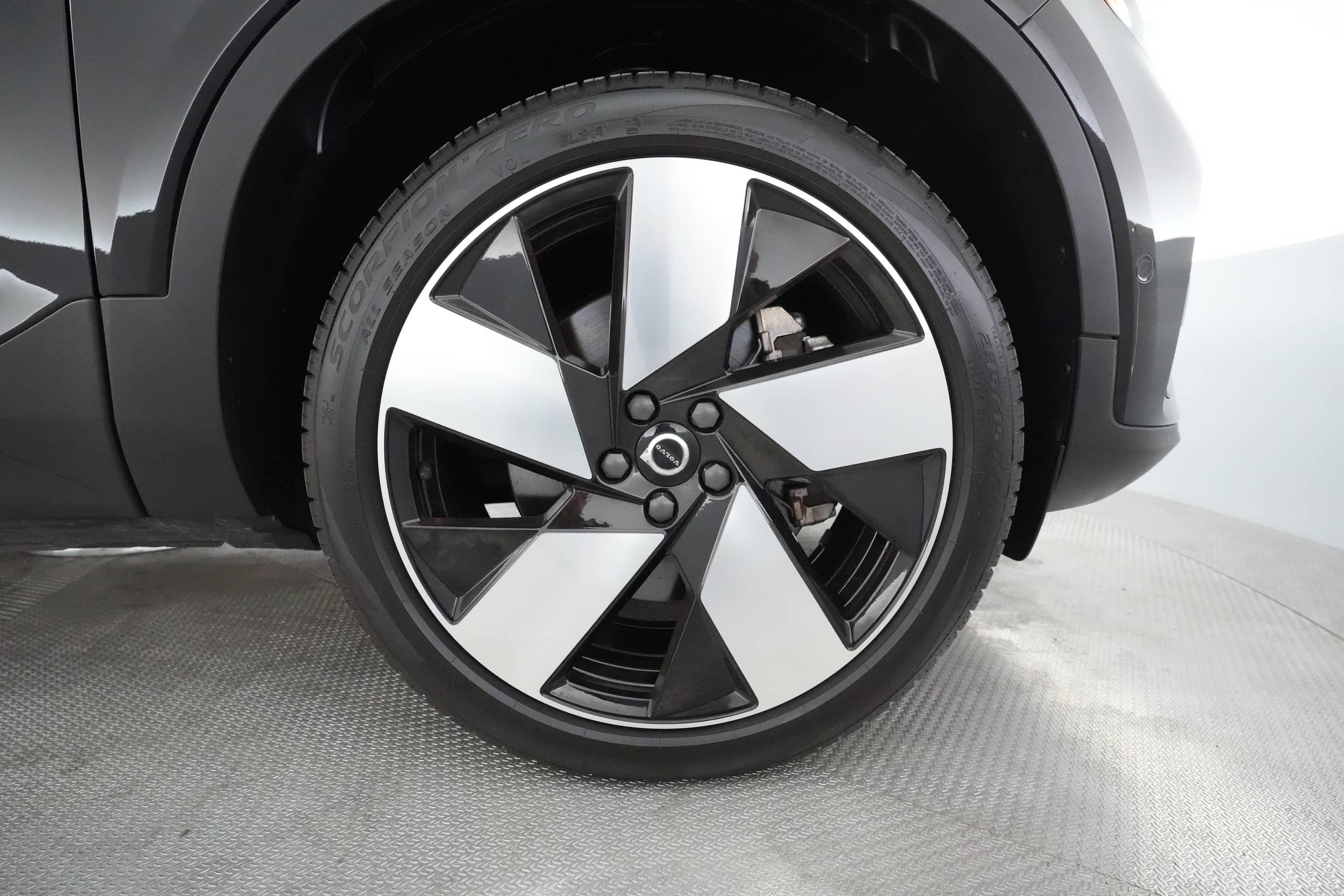 EverCars Co. vehicle image 15 for Volvo C40 Recharge -  Pure Electric P8 Ultimate on EverCars Co.