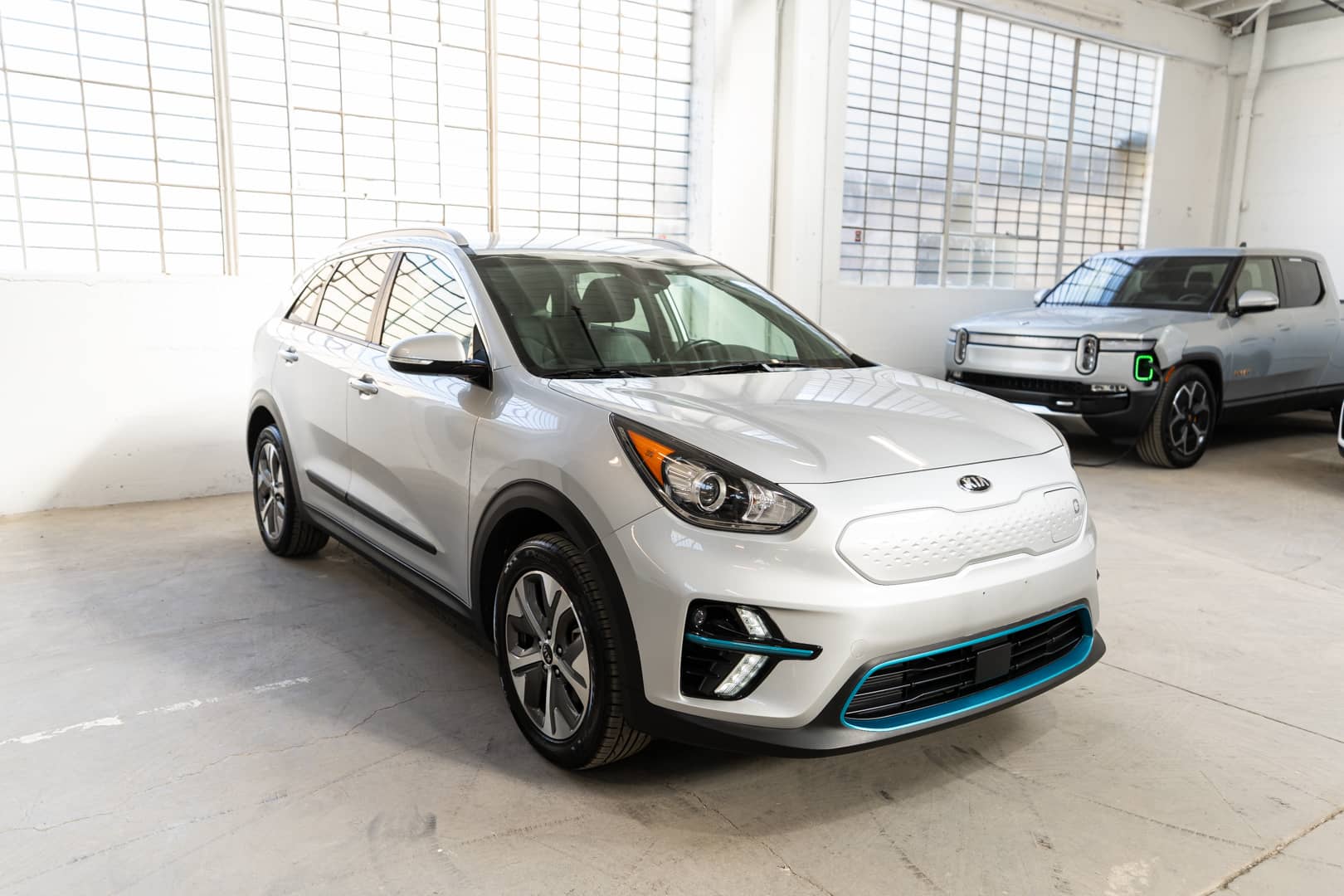EverCars Co. vehicle image 4 for Kia Niro EV -  EX on EverCars Co.