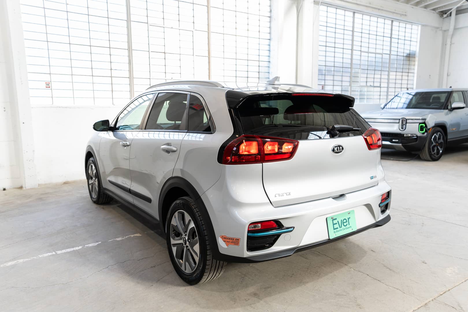 EverCars Co. vehicle image 8 for Kia Niro EV -  EX on EverCars Co.