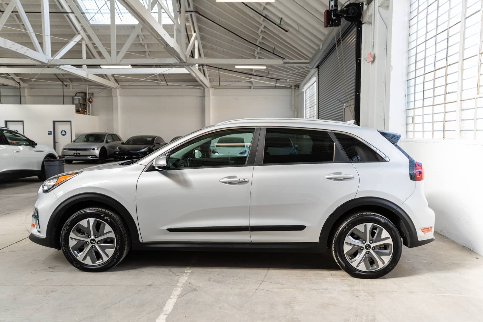 EverCars Co. vehicle image 9 for Kia Niro EV -  EX on EverCars Co.