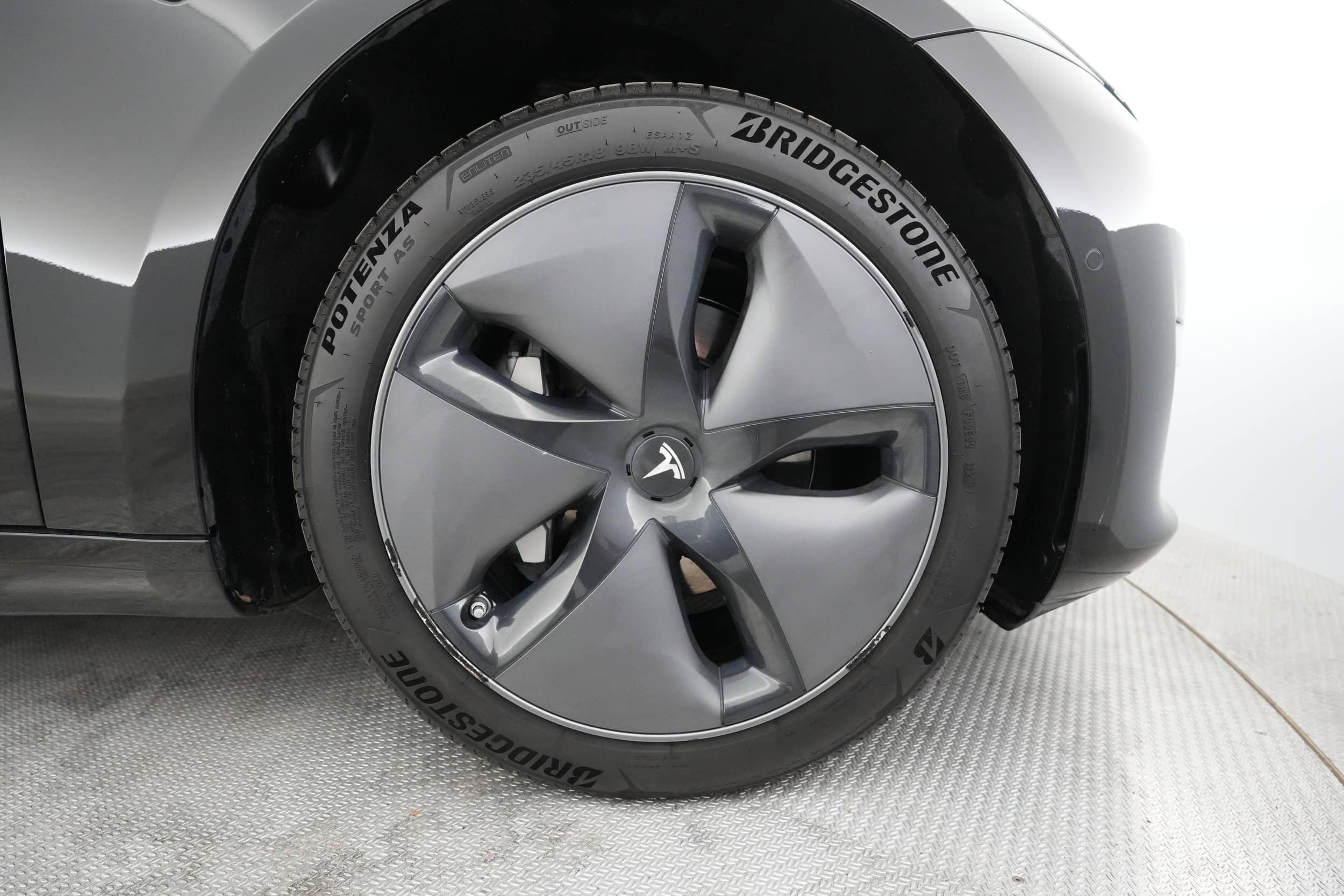 EverCars Co. vehicle image 13 for Tesla Model 3 -  Long Range on EverCars Co.