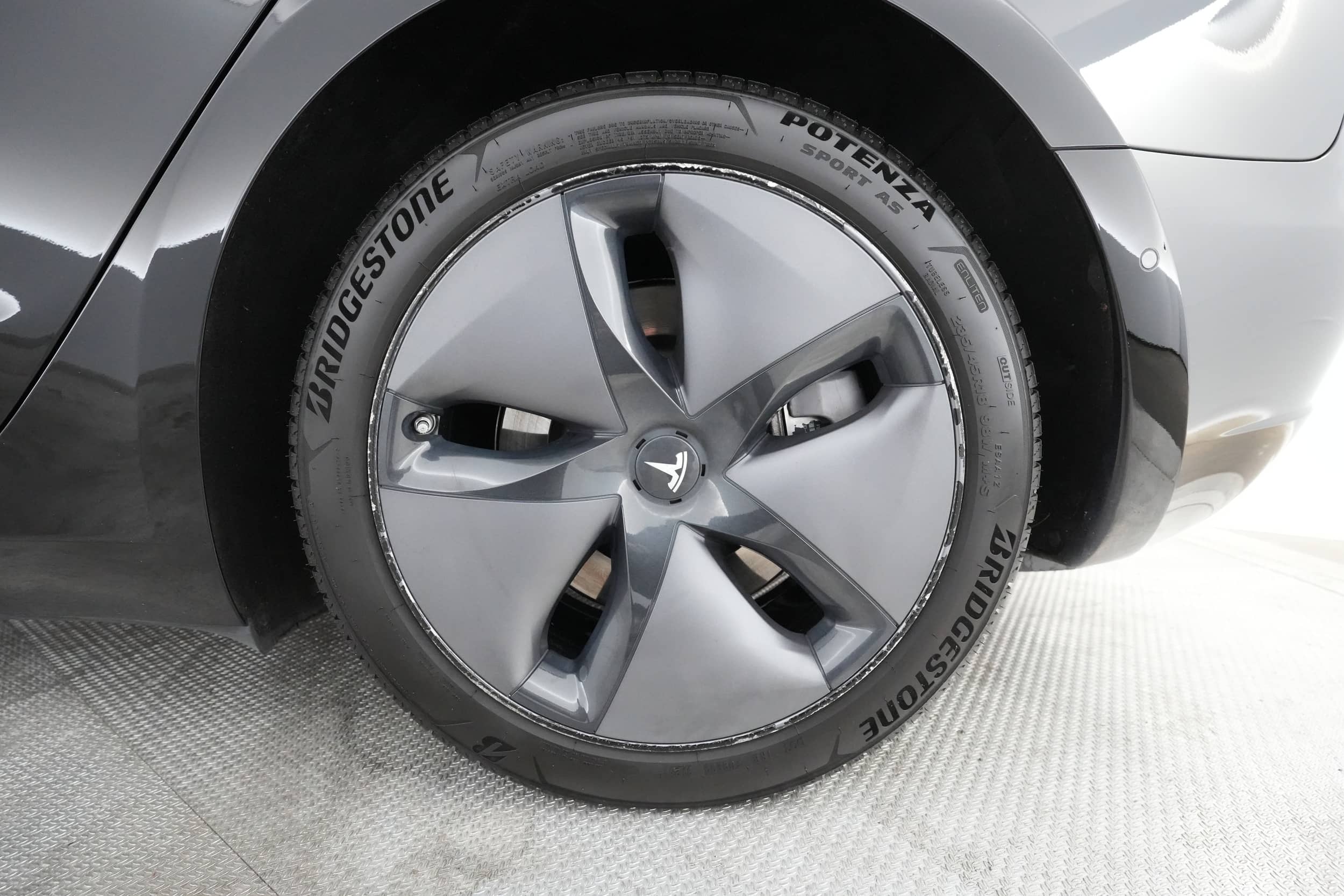 EverCars Co. vehicle image 12 for Tesla Model 3 -  Long Range on EverCars Co.