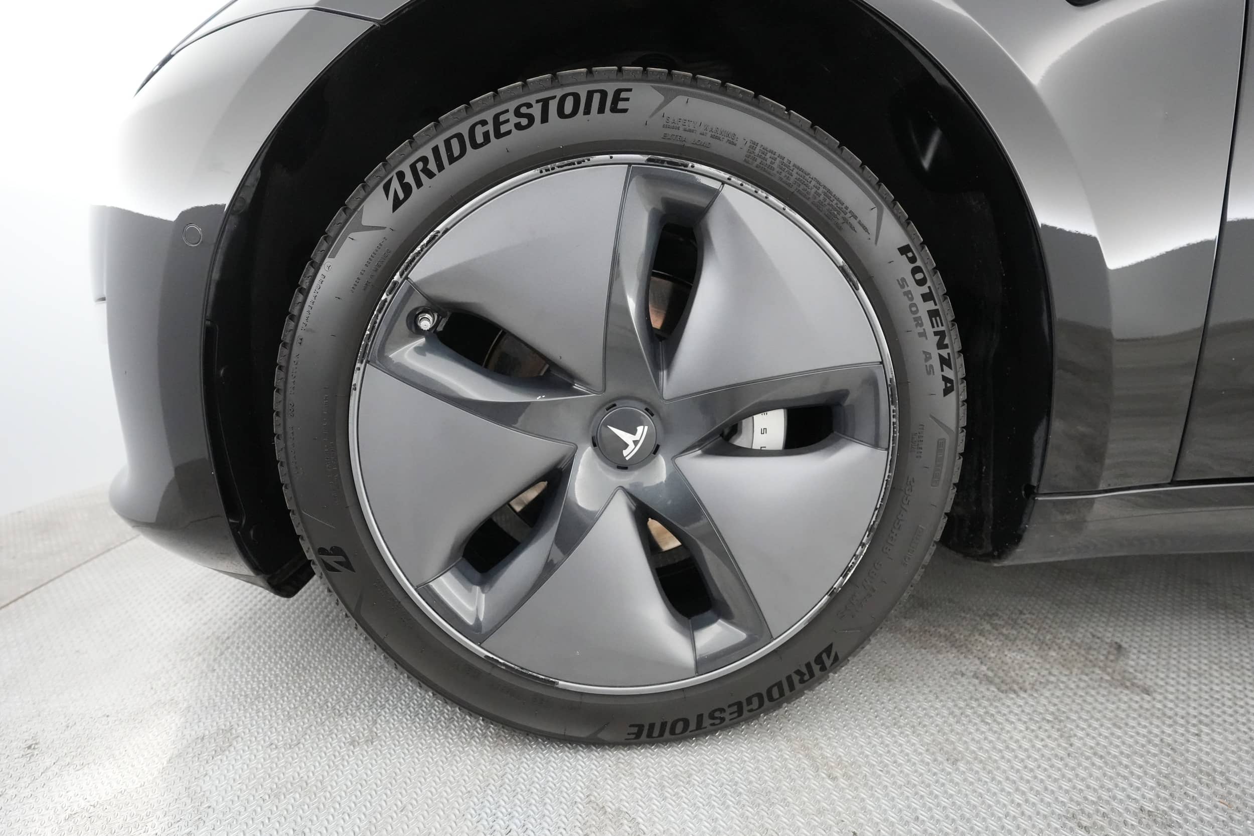 EverCars Co. vehicle image 11 for Tesla Model 3 -  Long Range on EverCars Co.