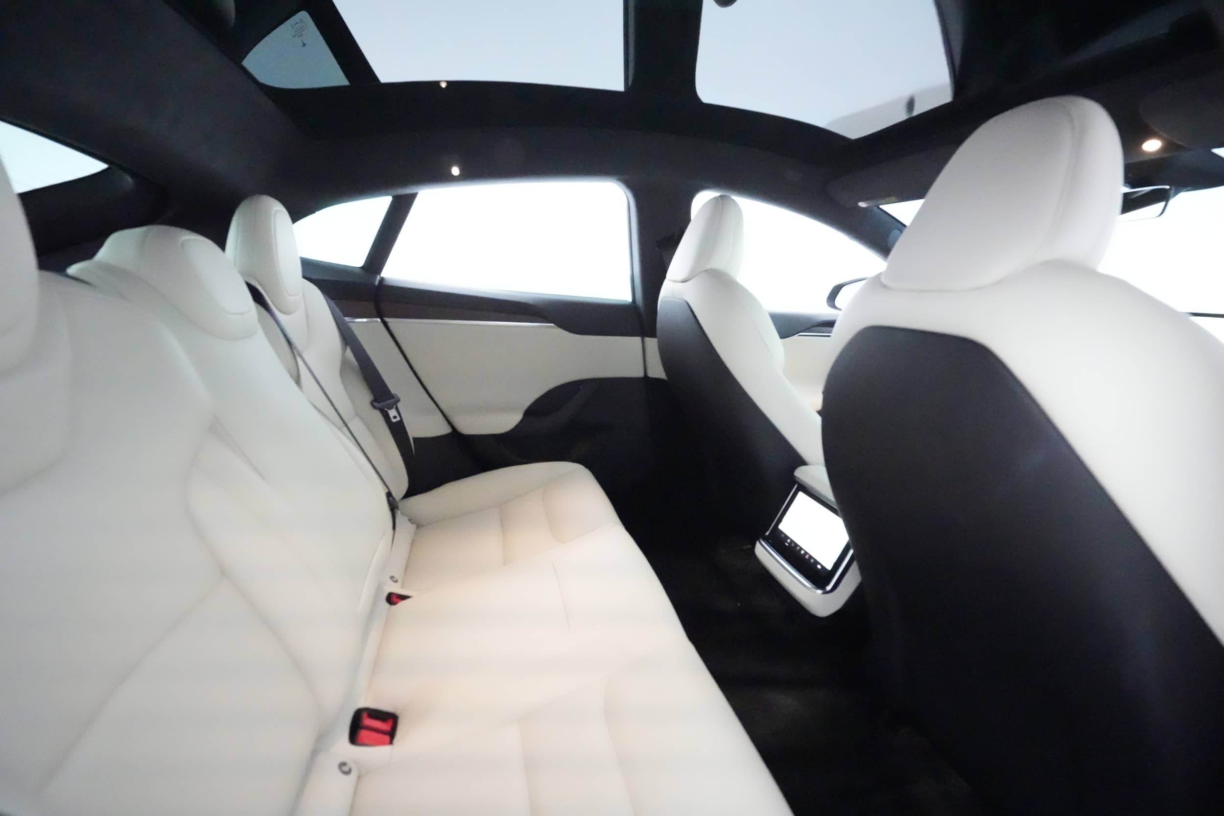 EverCars Co. vehicle image 4 for Tesla Model S -  Long Range on EverCars Co.