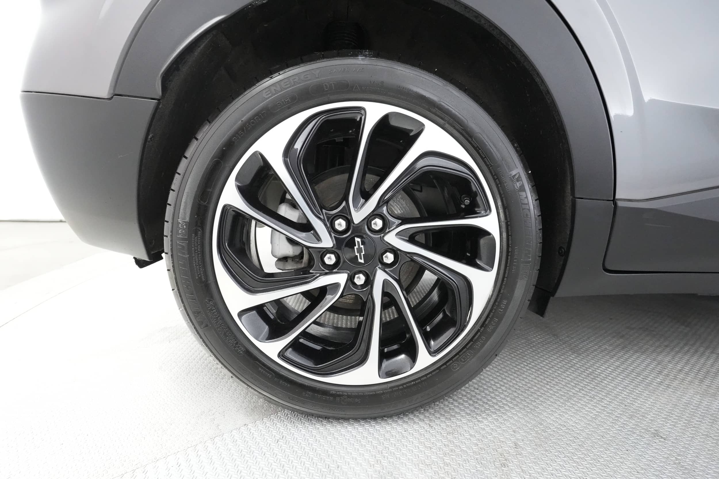 EverCars Co. vehicle image 15 for Chevrolet Bolt EUV -  Premier on EverCars Co.