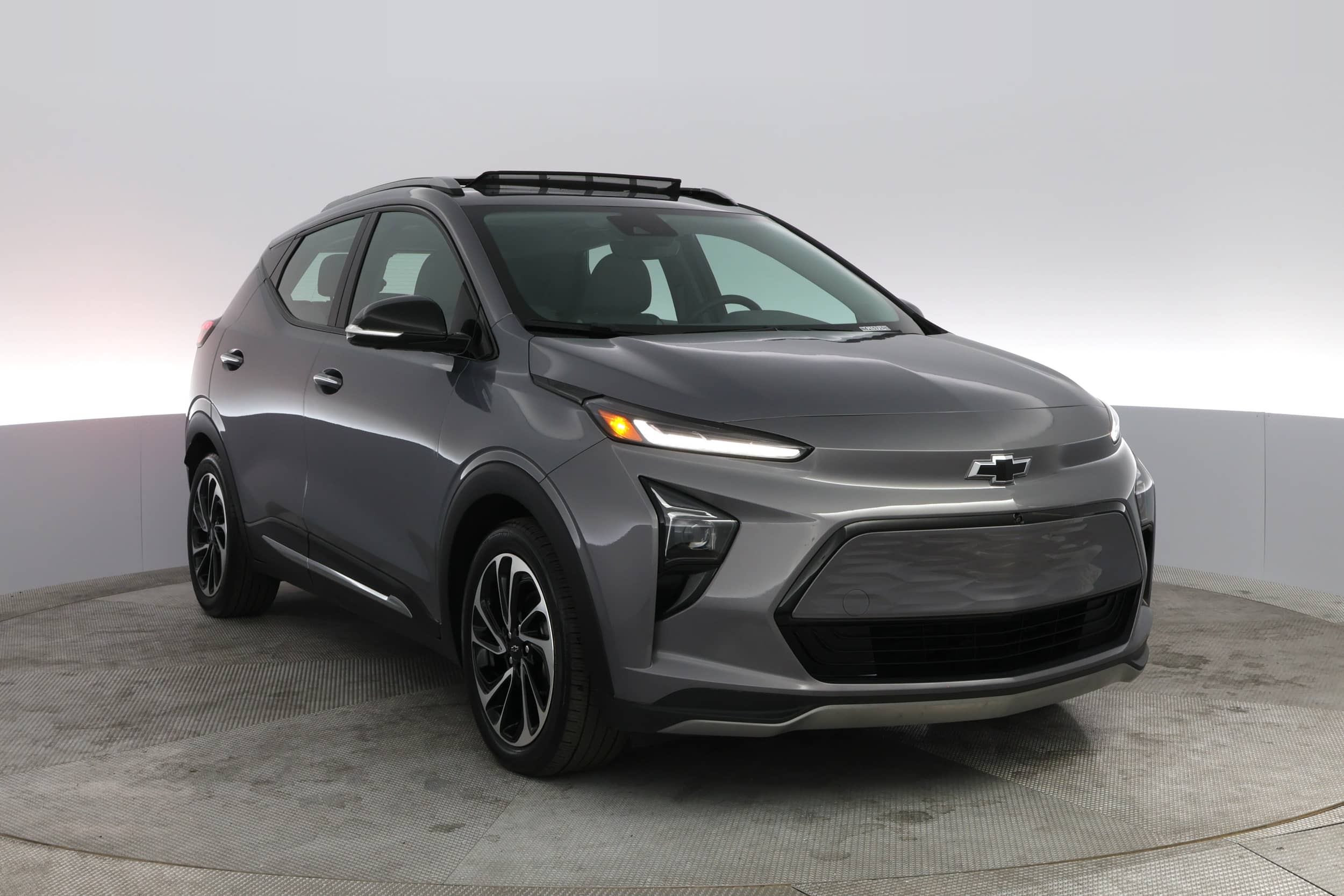 EverCars Co. vehicle image 11 for Chevrolet Bolt EUV -  Premier on EverCars Co.