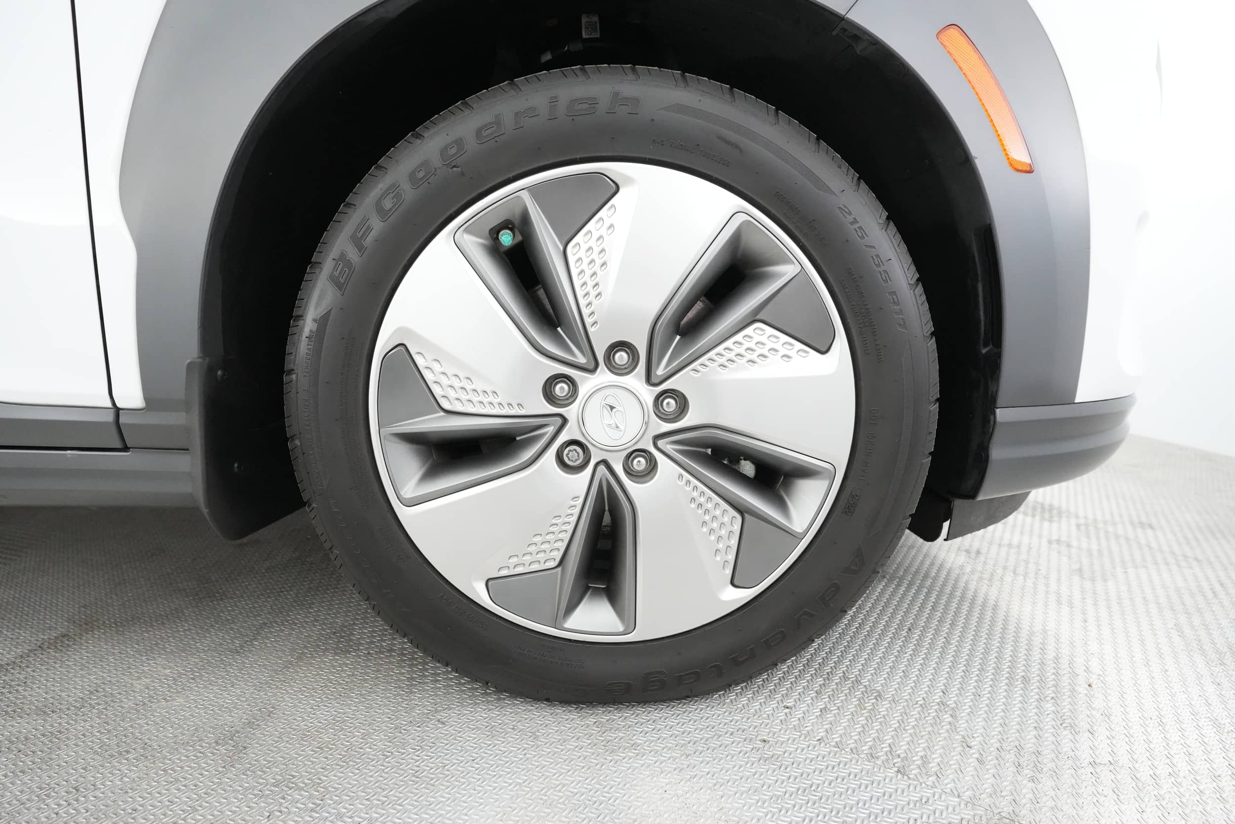 EverCars Co. vehicle image 17 for Hyundai Kona -  Ultimate on EverCars Co.