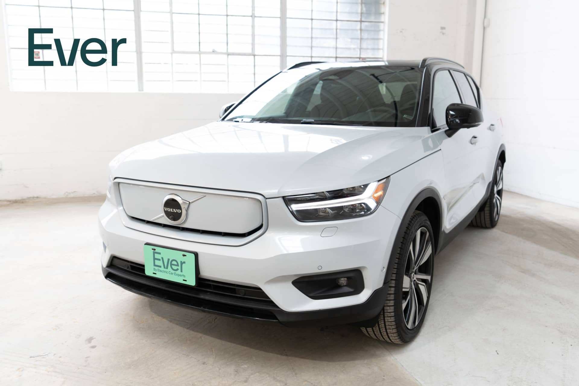 EverCars Co. vehicle image 13 for Volvo XC40 Recharge -  Pure Electric Twin Ultimate on EverCars Co.