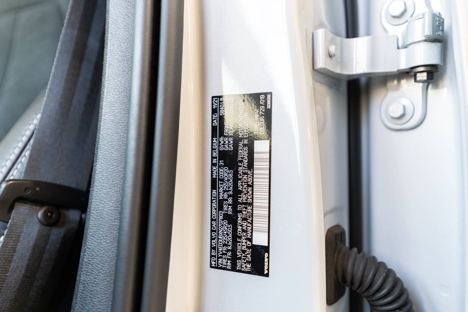 EverCars Co. vehicle image 3 for Volvo XC40 Recharge -  Pure Electric Twin Ultimate on EverCars Co.
