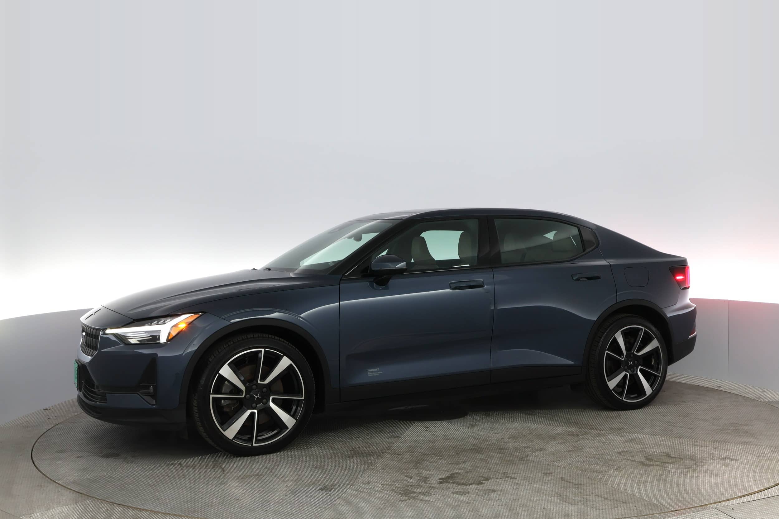 EverCars Co. vehicle image 10 for Polestar 2 -  Long Range Dual Motor on EverCars Co.