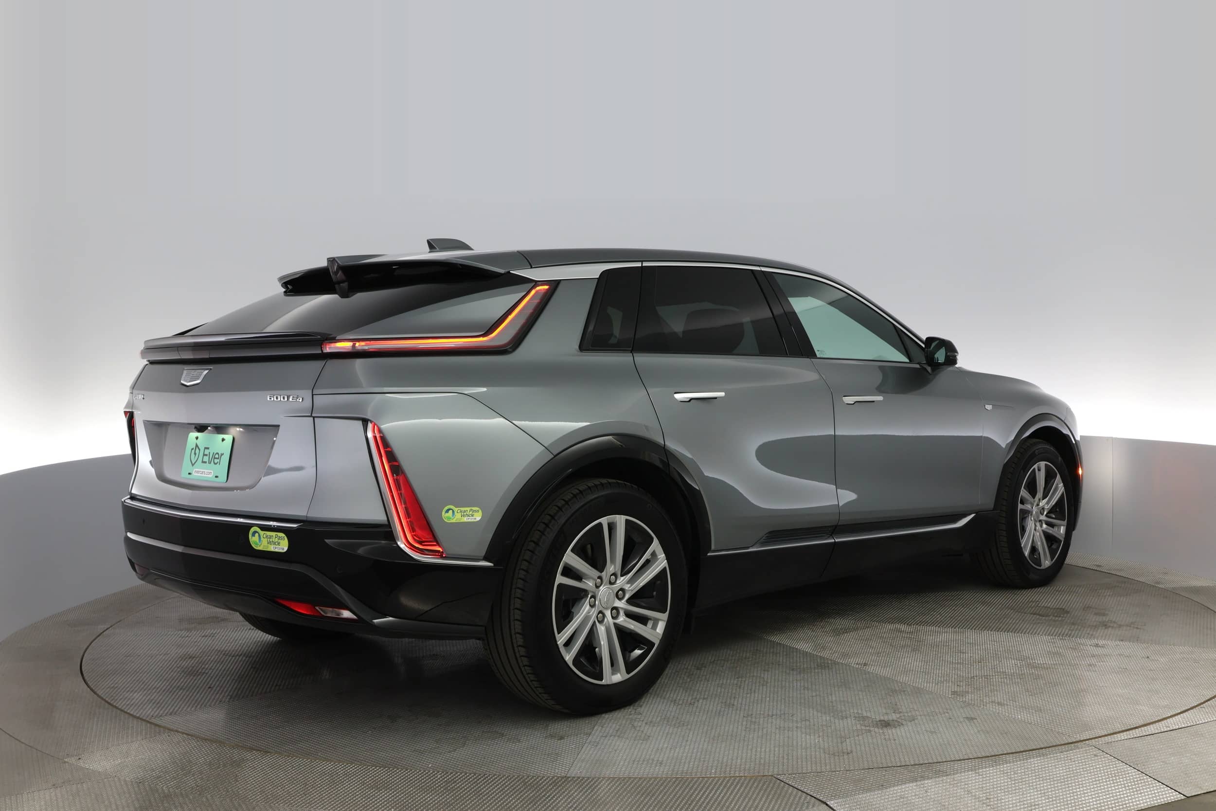 EverCars Co. vehicle image 2 for Cadillac LYRIQ -  Tech on EverCars Co.