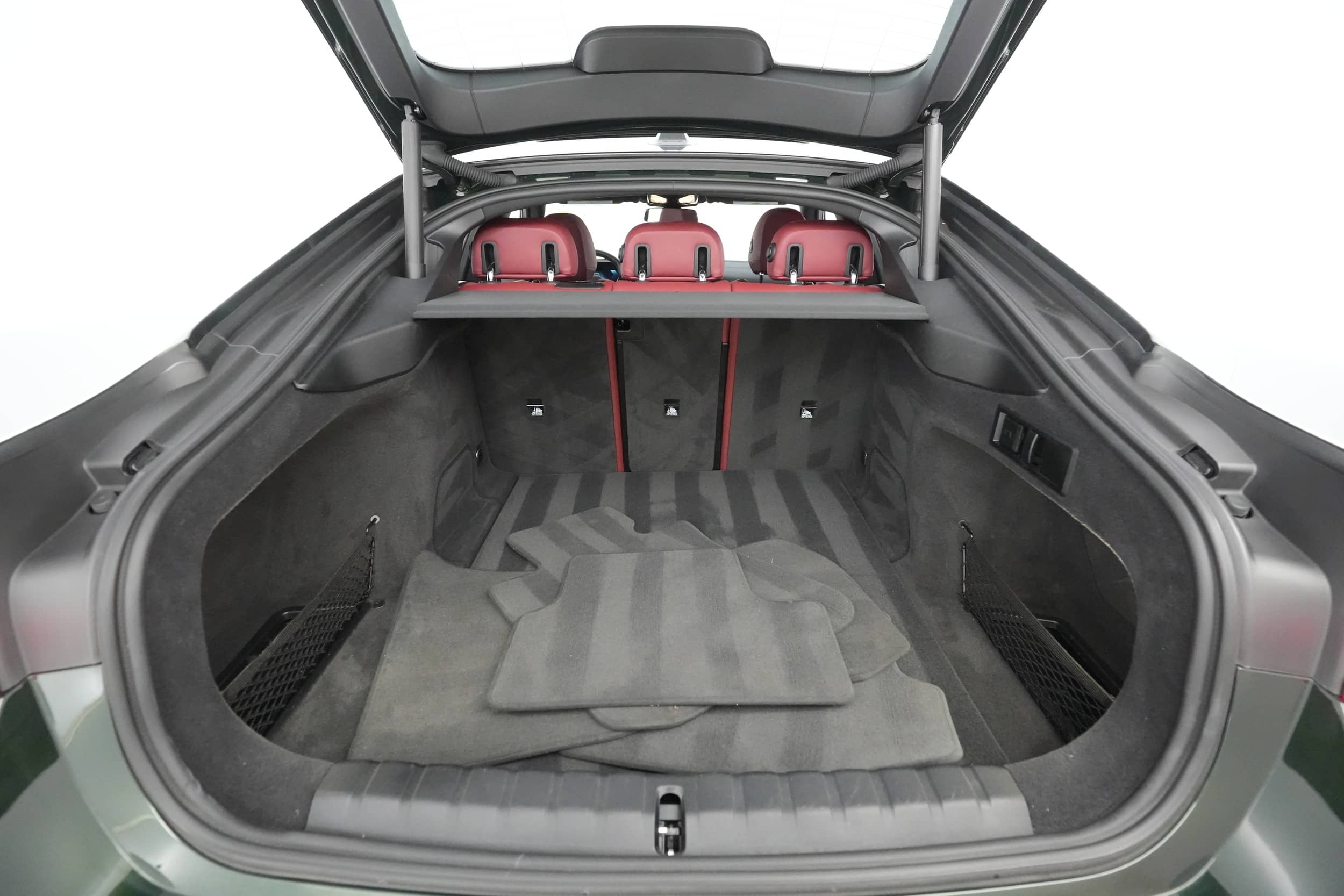 EverCars Co. vehicle image 20 for BMW i4 -  M50 on EverCars Co.