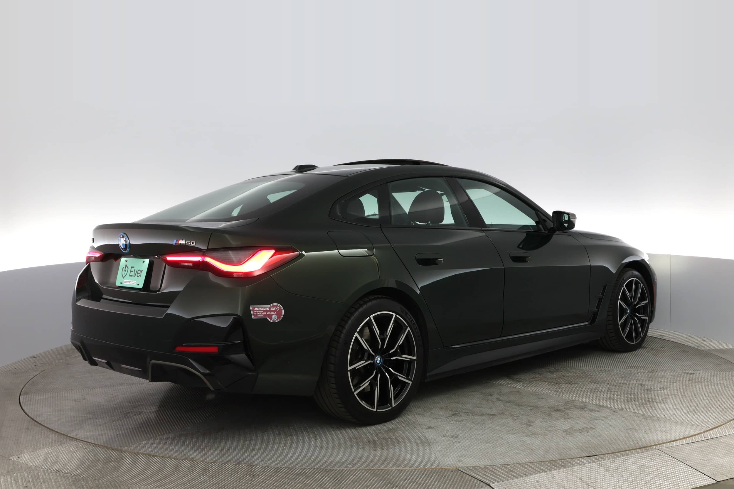 EverCars Co. vehicle image 2 for BMW i4 -  M50 on EverCars Co.