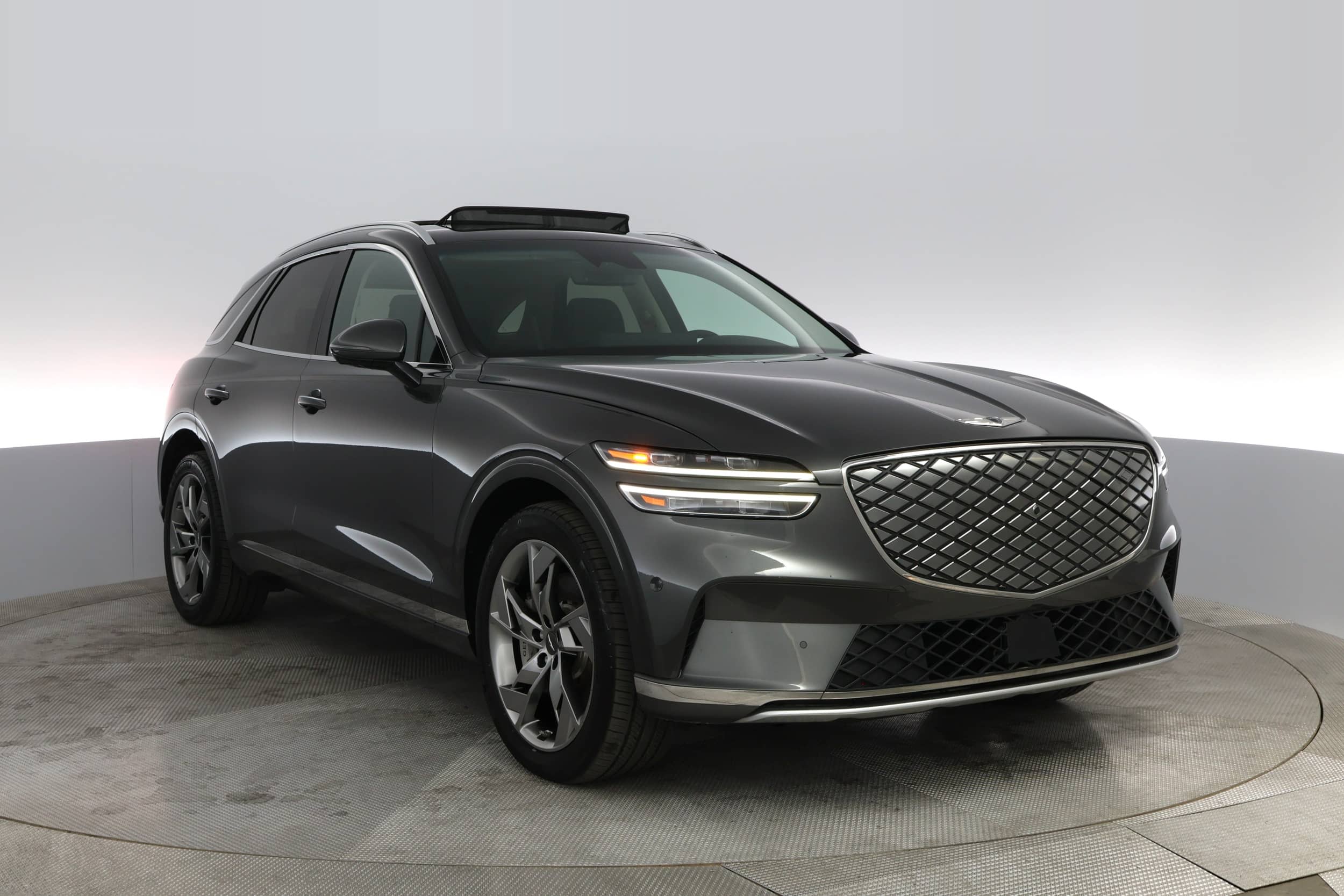 EverCars Co. vehicle image 13 for Genesis Electrified GV70 -  Advanced on EverCars Co.