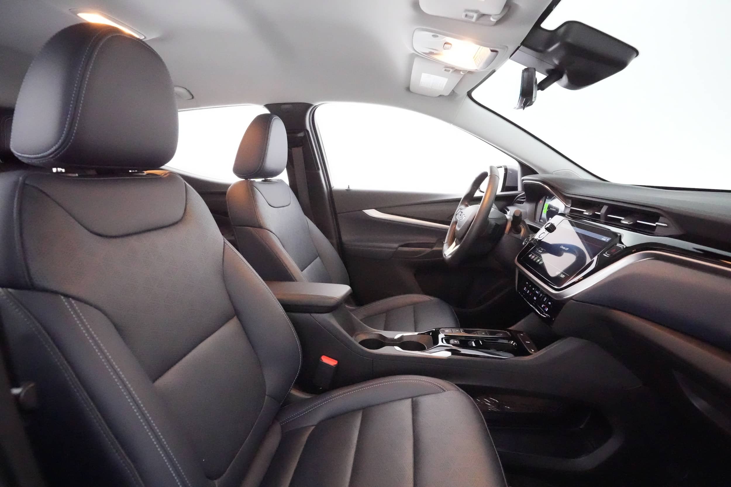 EverCars Co. vehicle image 19 for Chevrolet Bolt EUV -  Premier on EverCars Co.
