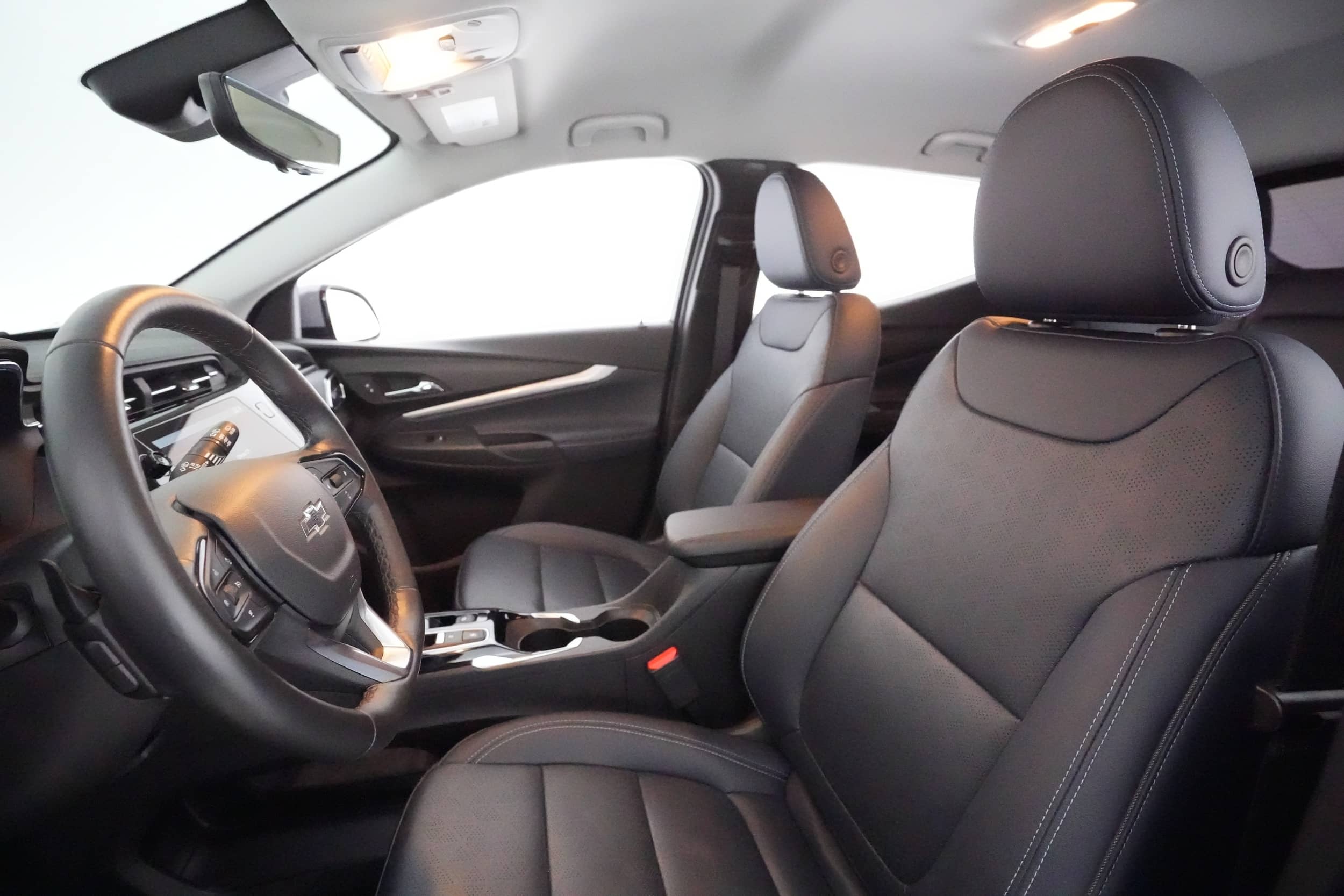 EverCars Co. vehicle image 3 for Chevrolet Bolt EUV -  Premier on EverCars Co.