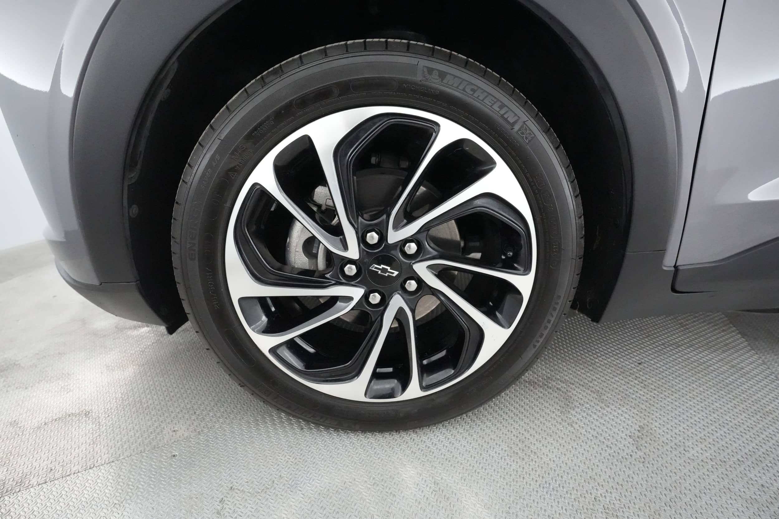 EverCars Co. vehicle image 7 for Chevrolet Bolt EUV -  Premier on EverCars Co.