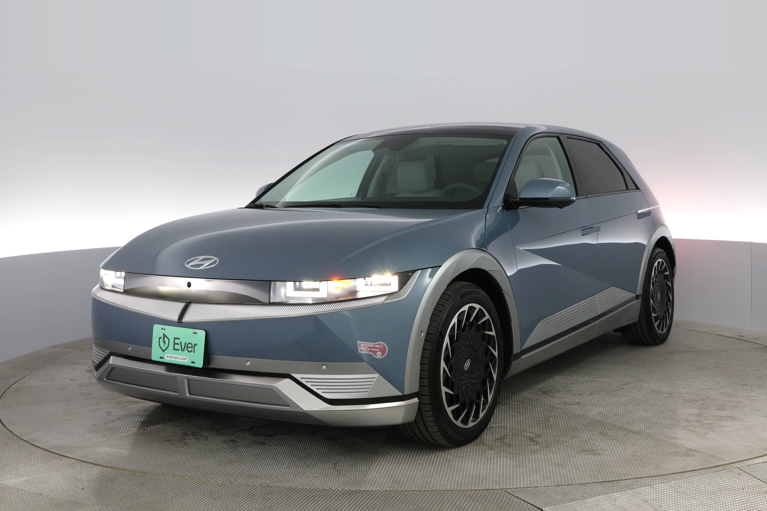 EverCars Co. featured vehicle's image for on EverCars Co.