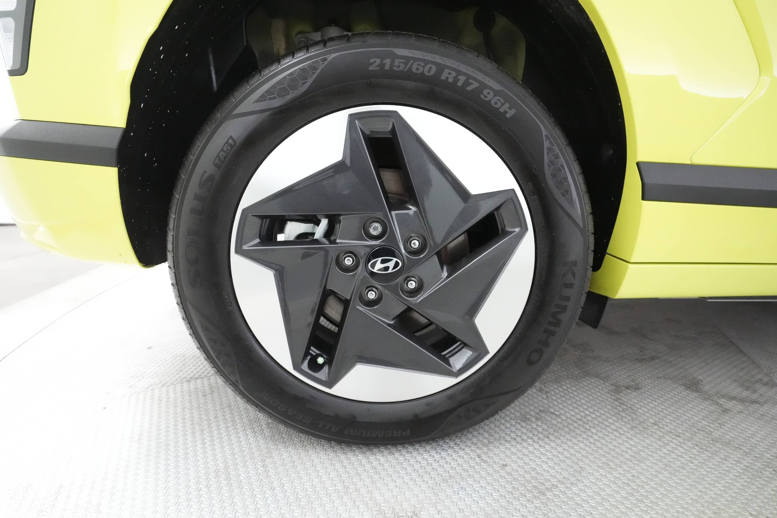 EverCars Co. vehicle image 16 for Hyundai Kona -  SEL on EverCars Co.
