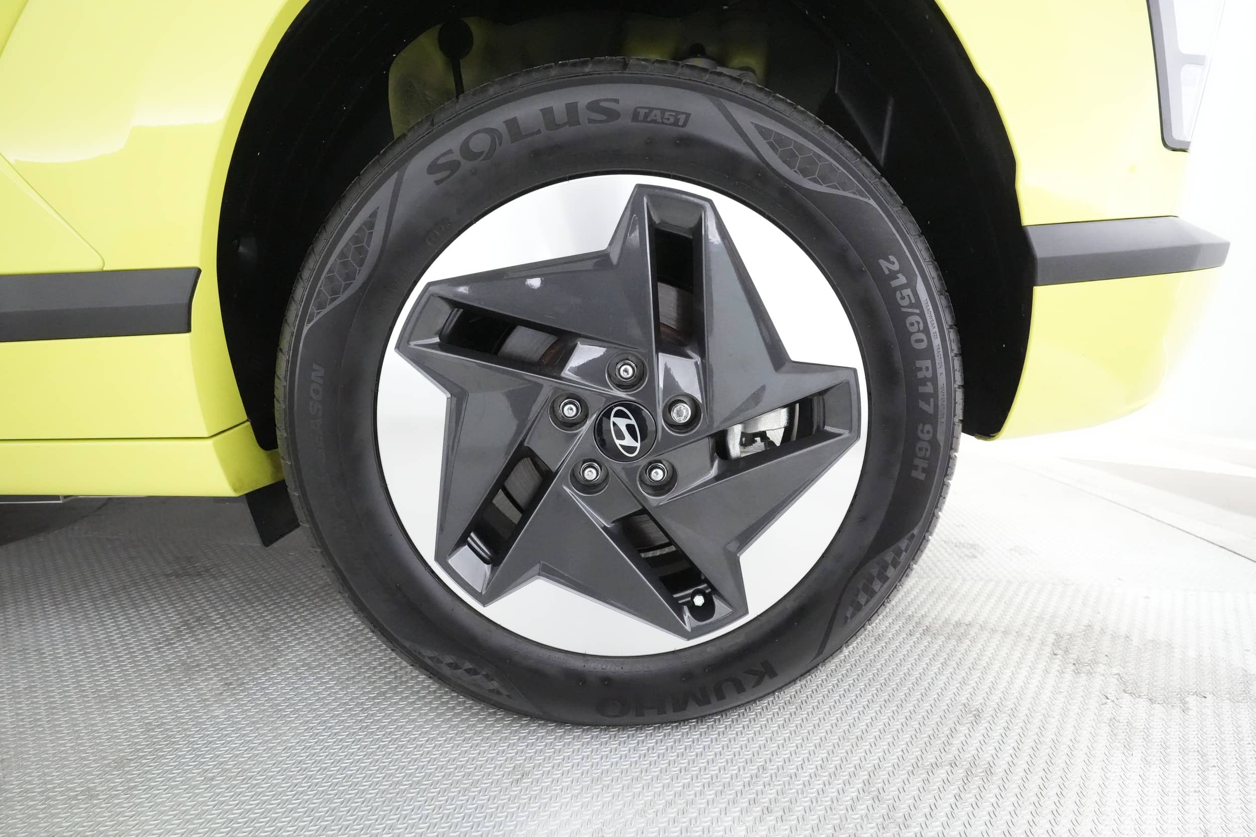 EverCars Co. vehicle image 17 for Hyundai Kona -  SEL on EverCars Co.