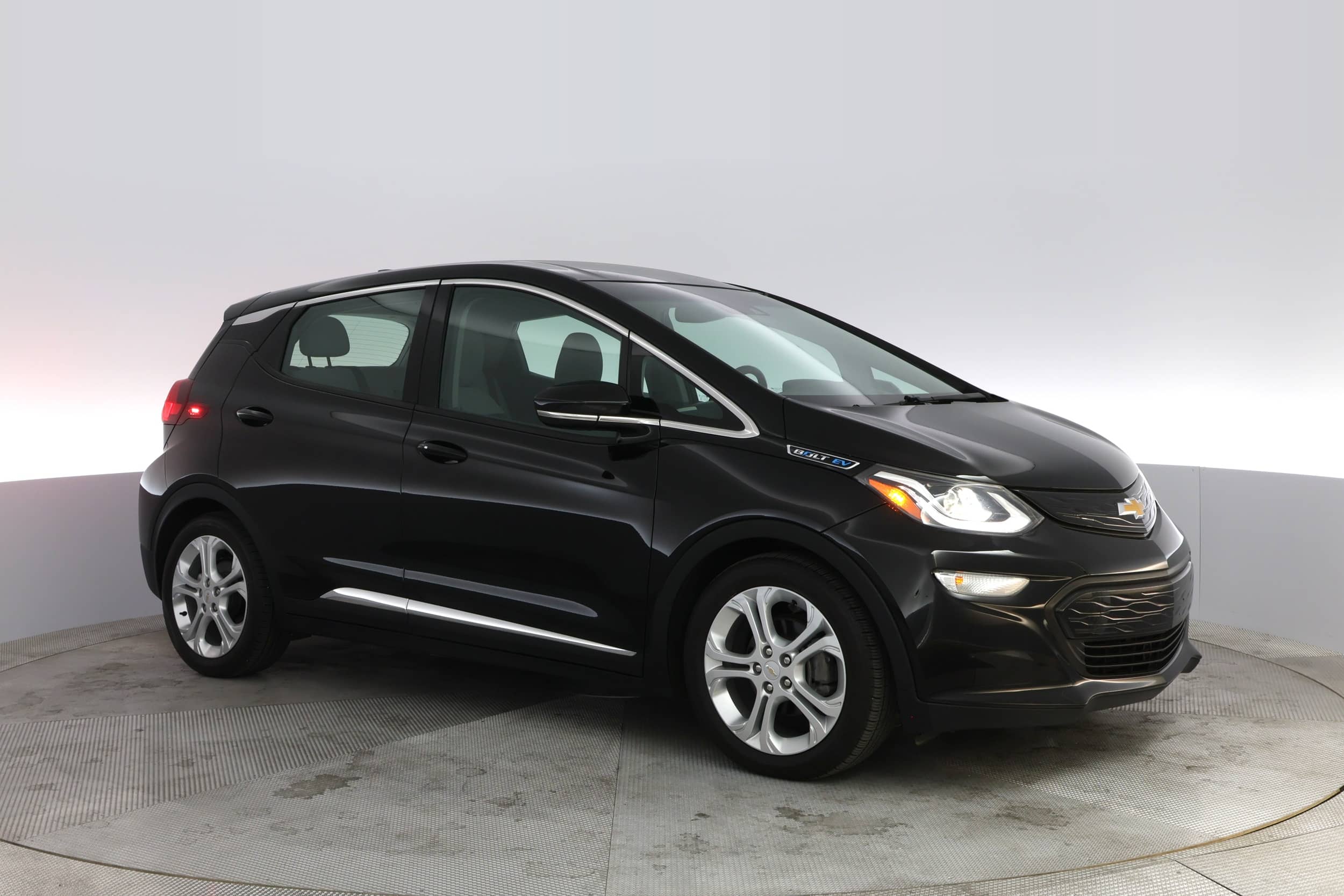 EverCars Co. vehicle image 11 for Chevrolet Bolt EV -  2LT on EverCars Co.
