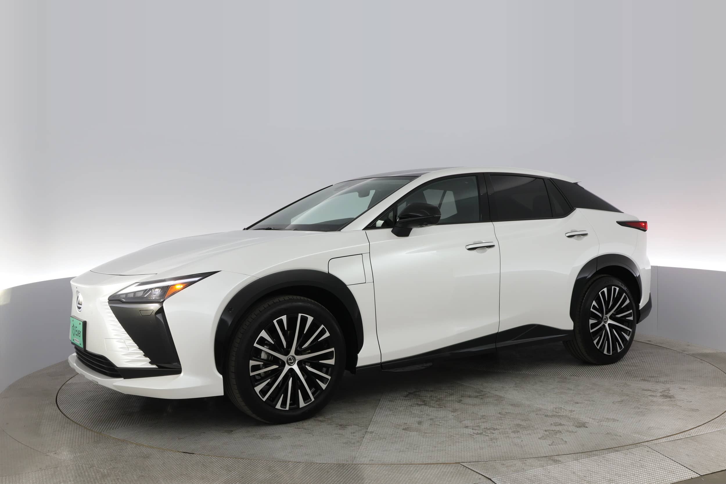 EverCars Co. vehicle image 11 for Lexus RZ -  450e Luxury on EverCars Co.
