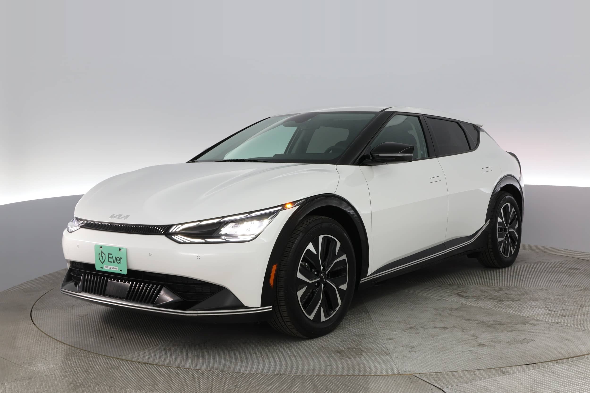 EverCars Co. featured vehicle's image for Kia EV6 -  Wind on EverCars Co.