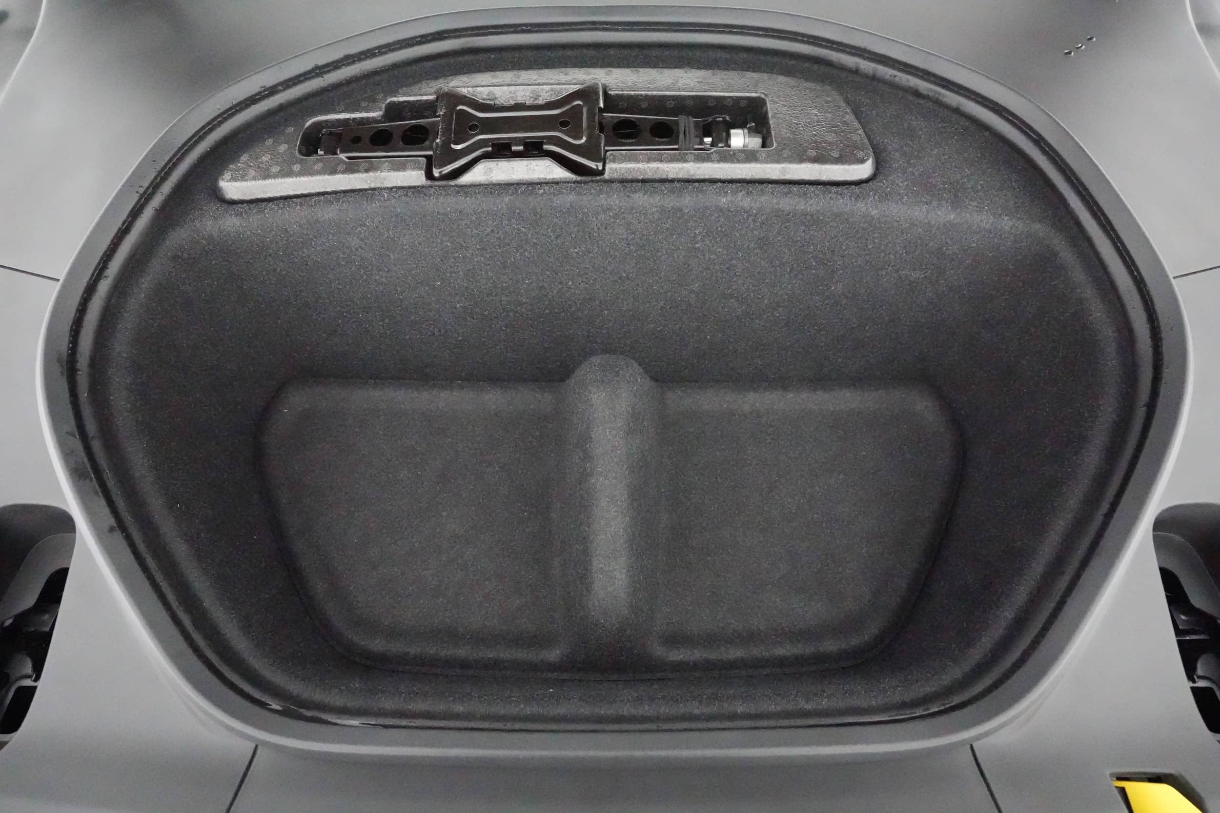 EverCars Co. vehicle image 20 for Polestar 2 -  Performance Plus on EverCars Co.