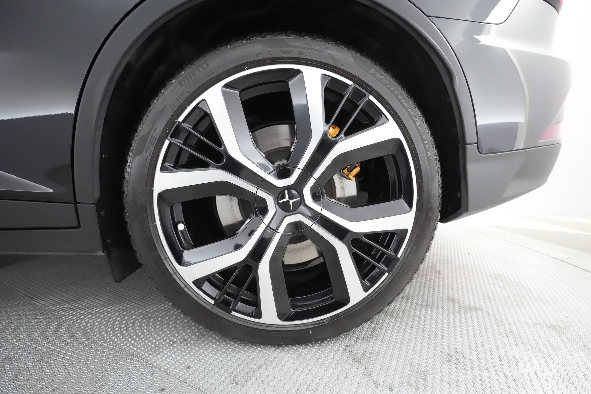EverCars Co. vehicle image 15 for Polestar 2 -  Performance Plus on EverCars Co.