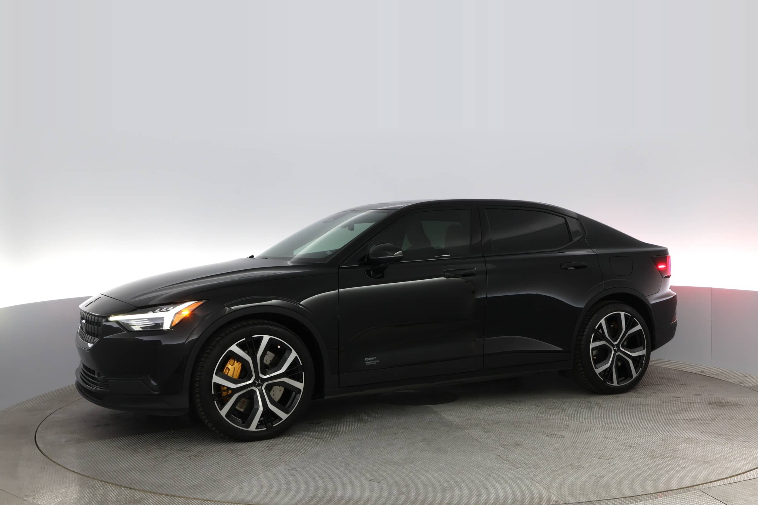 EverCars Co. vehicle image 11 for Polestar 2 -  Performance Plus on EverCars Co.
