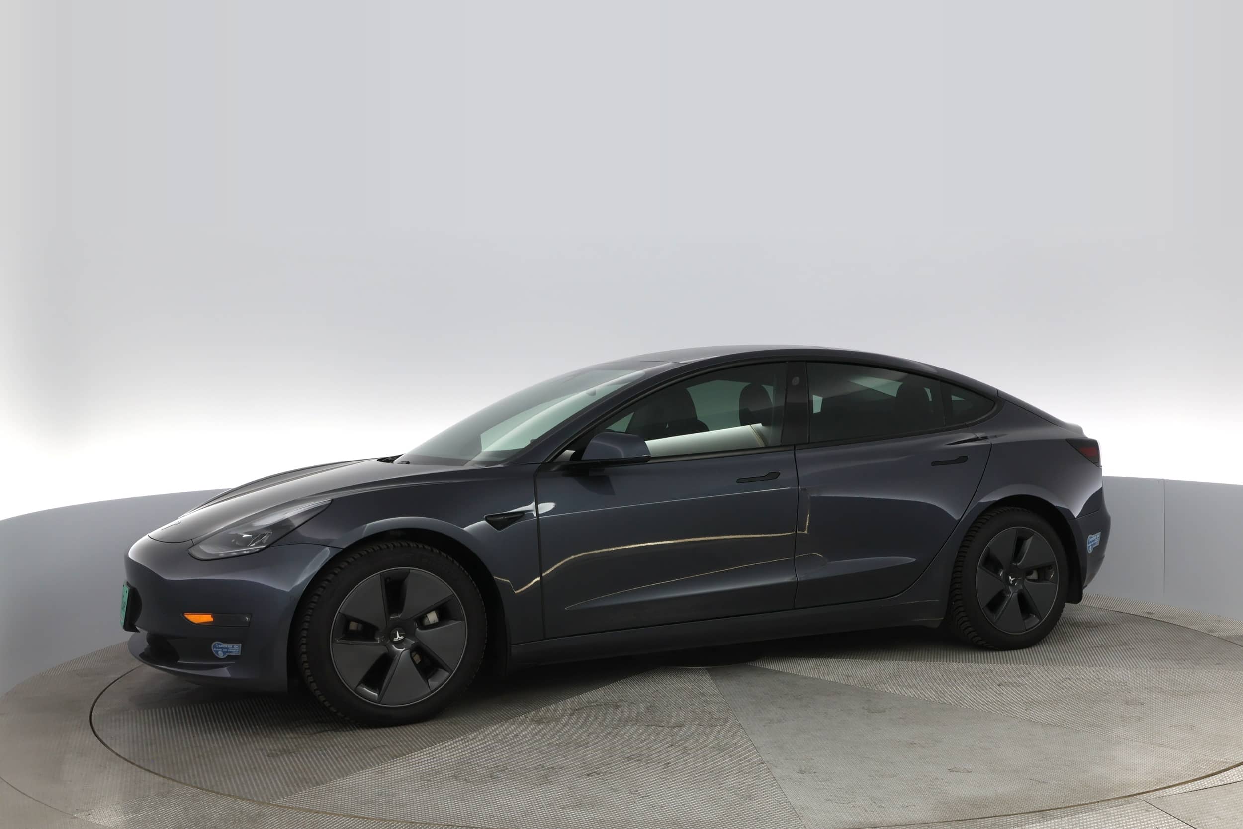 EverCars Co. vehicle image 10 for Tesla Model 3 -  Long Range on EverCars Co.