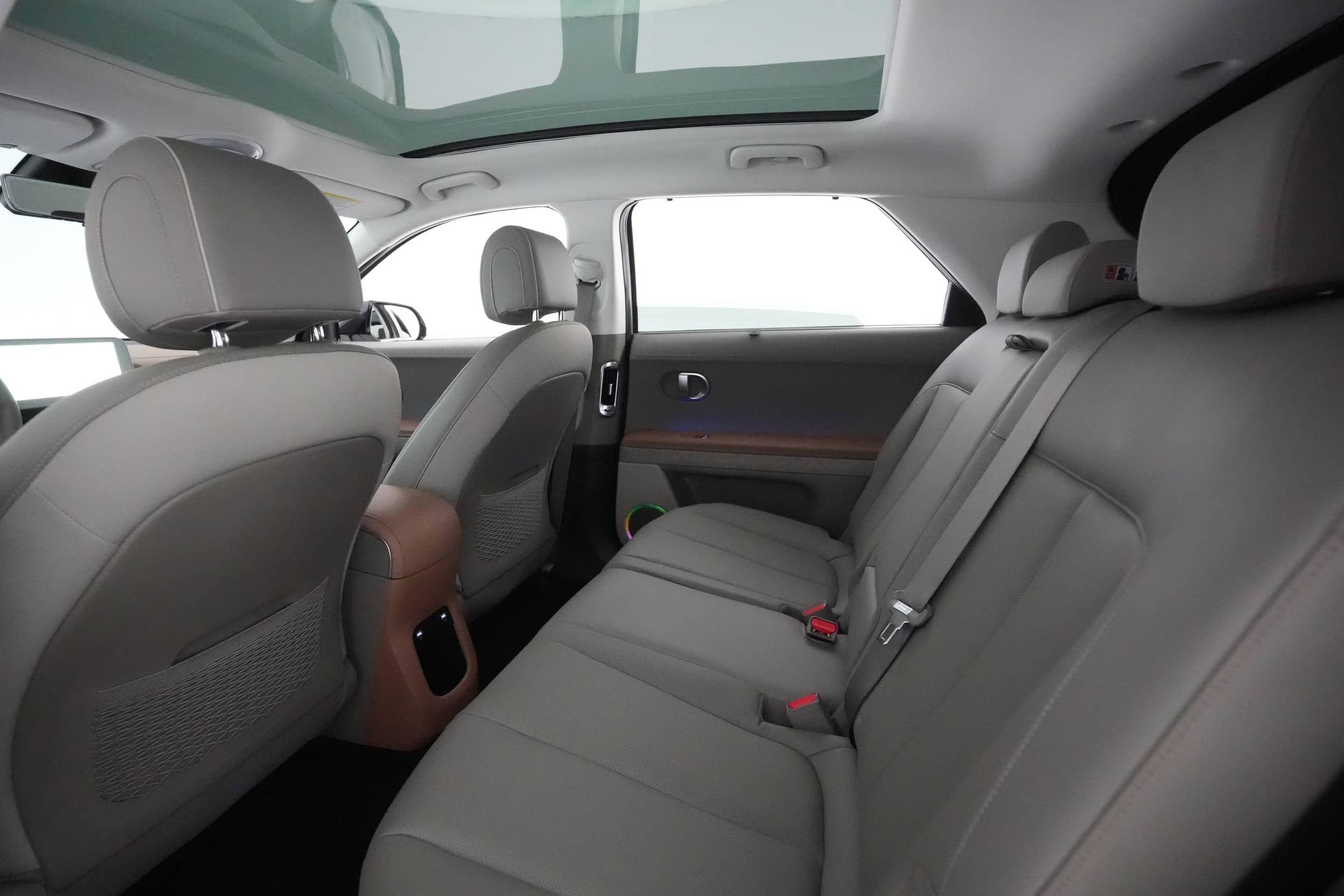 EverCars Co. vehicle image 20 for Hyundai IONIQ 5 -  Limited on EverCars Co.