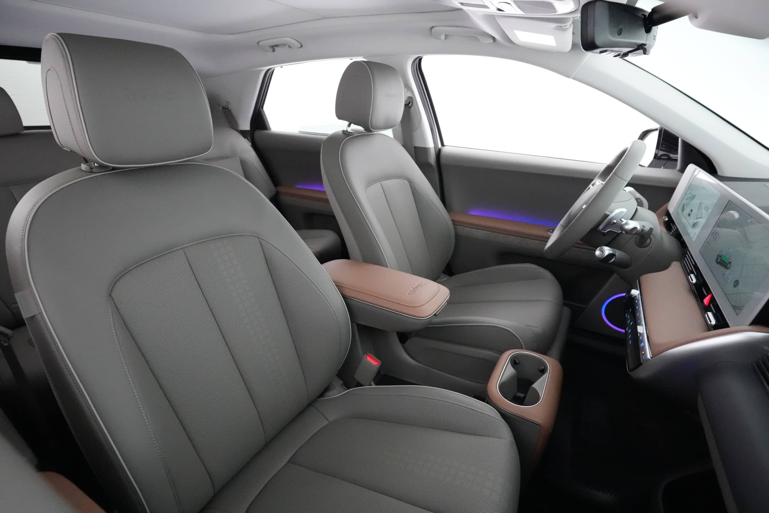 EverCars Co. vehicle image 19 for Hyundai IONIQ 5 -  Limited on EverCars Co.