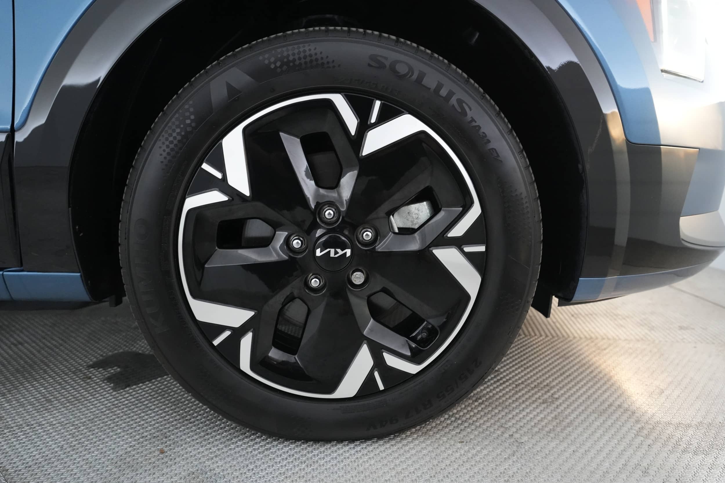 EverCars Co. vehicle image 15 for Kia Niro EV -  Wind on EverCars Co.