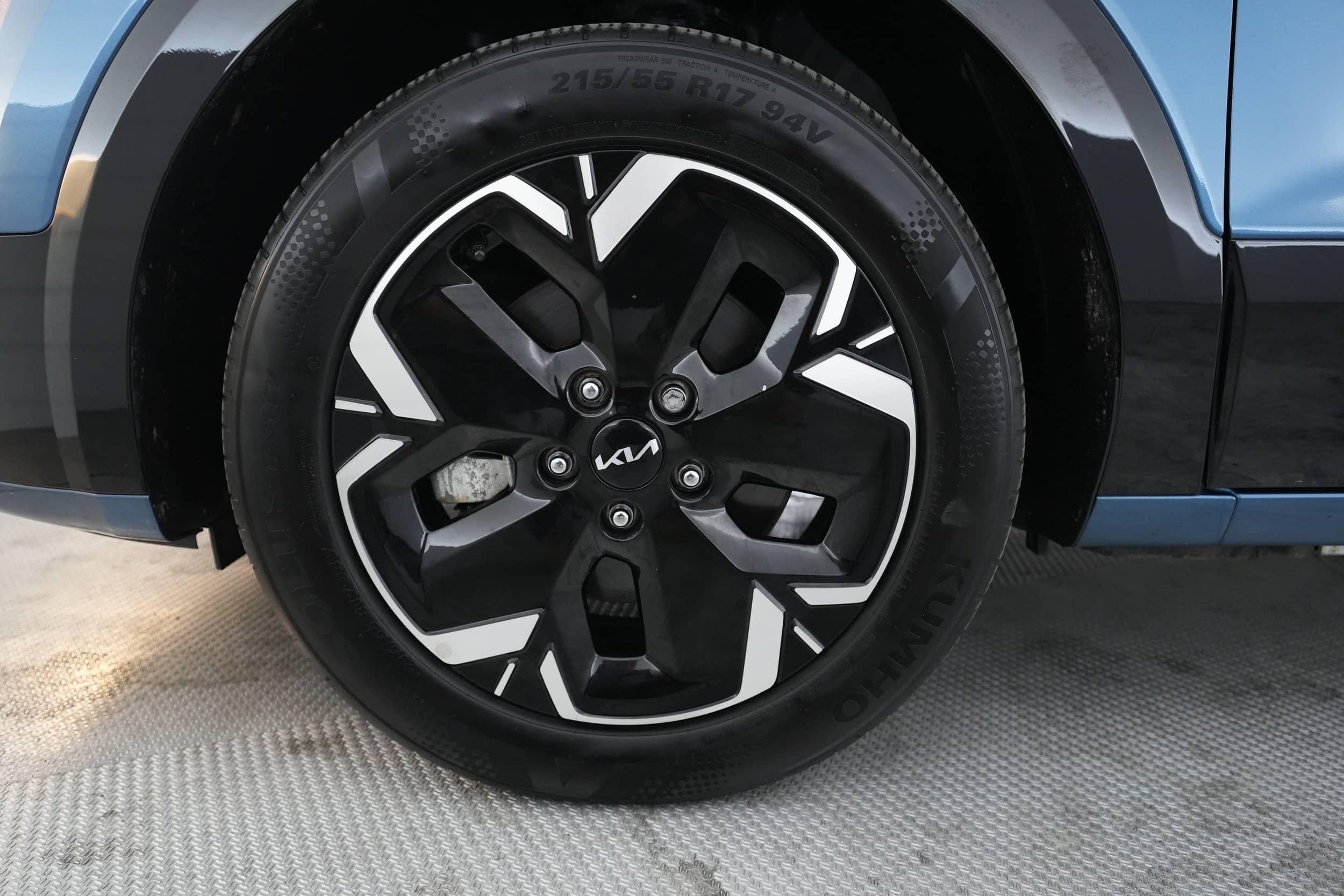 EverCars Co. vehicle image 17 for Kia Niro EV -  Wind on EverCars Co.