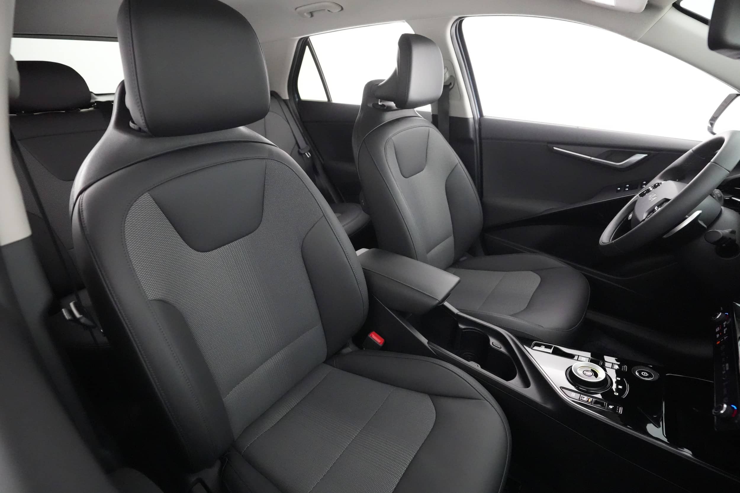 EverCars Co. vehicle image 18 for Kia Niro EV -  Wind on EverCars Co.