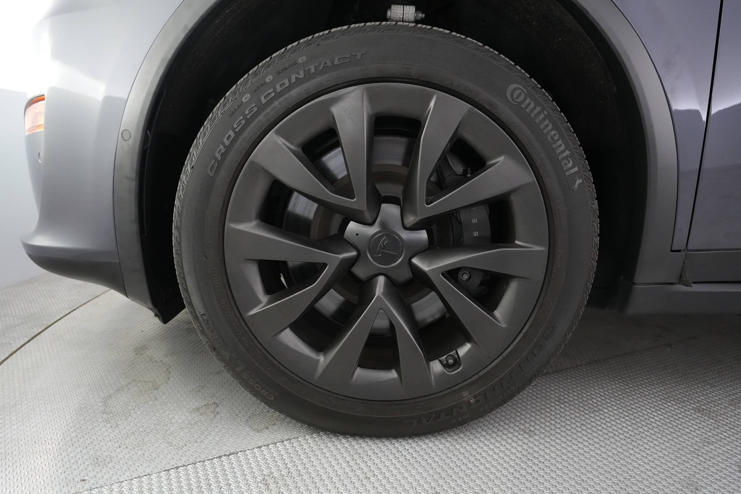 EverCars Co. vehicle image 7 for Tesla Model X -  Base on EverCars Co.