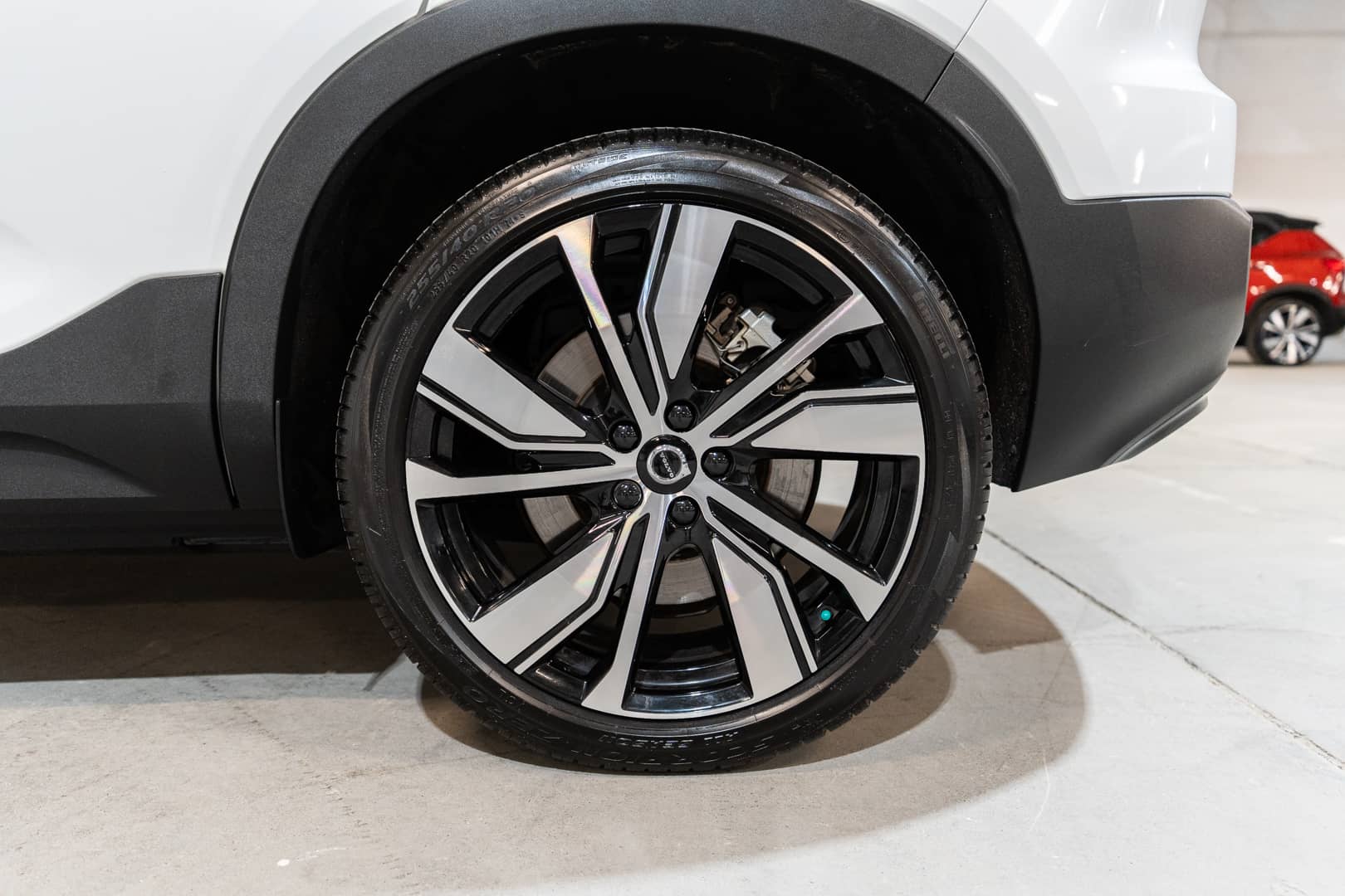 EverCars Co. vehicle image 11 for Volvo XC40 Recharge -  Pure Electric P8 on EverCars Co.
