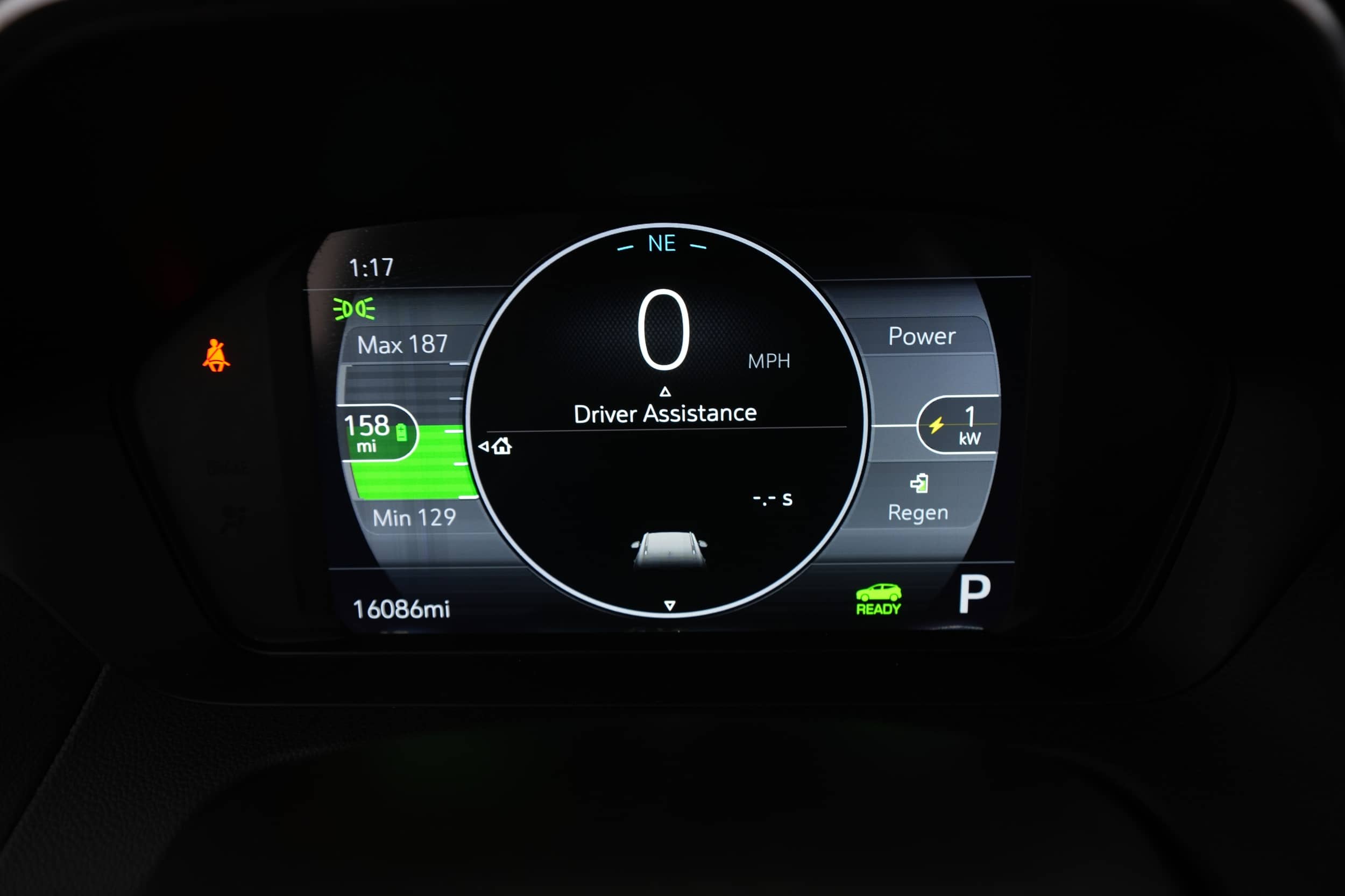 EverCars Co. vehicle image 5 for Chevrolet Bolt EUV -  2LT on EverCars Co.